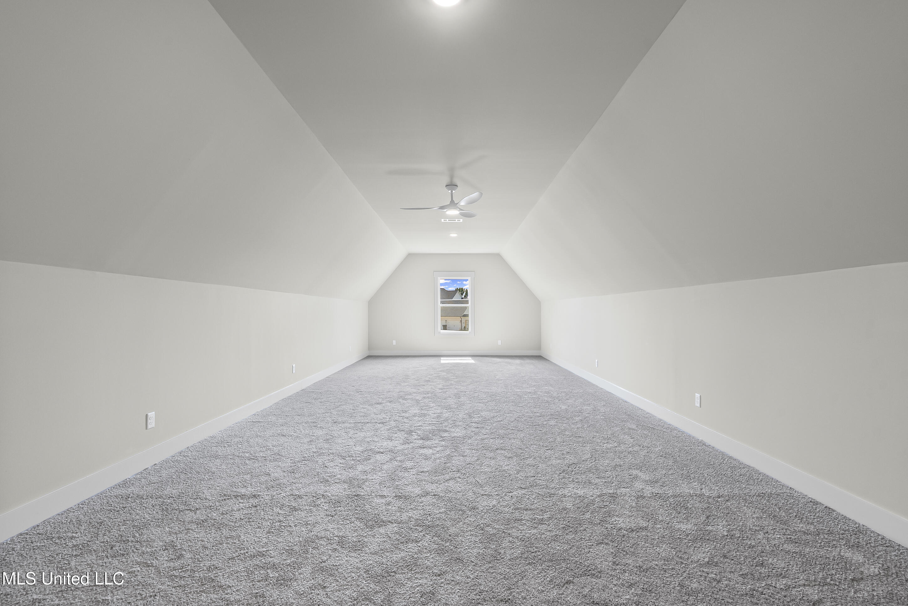 1482 John Thomas Cove Property Photo 27