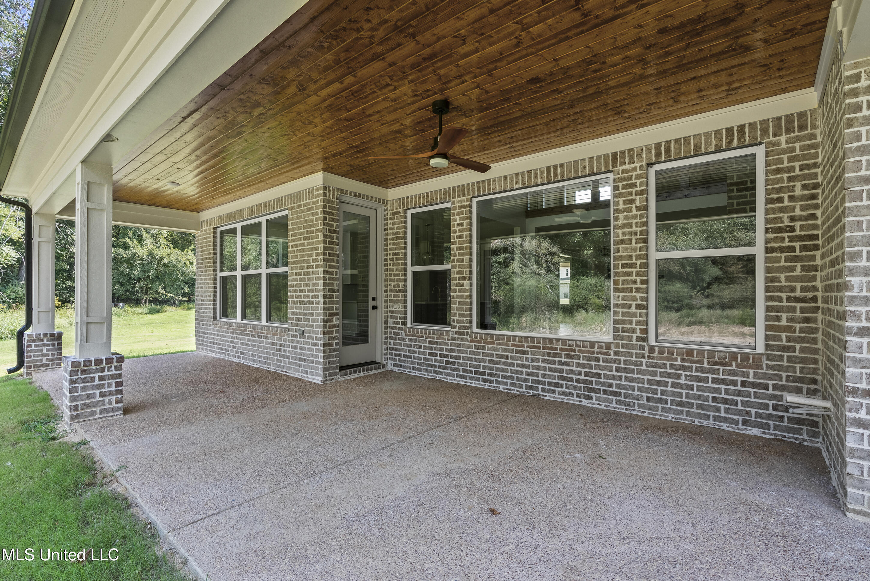 1482 John Thomas Cove Property Photo 35