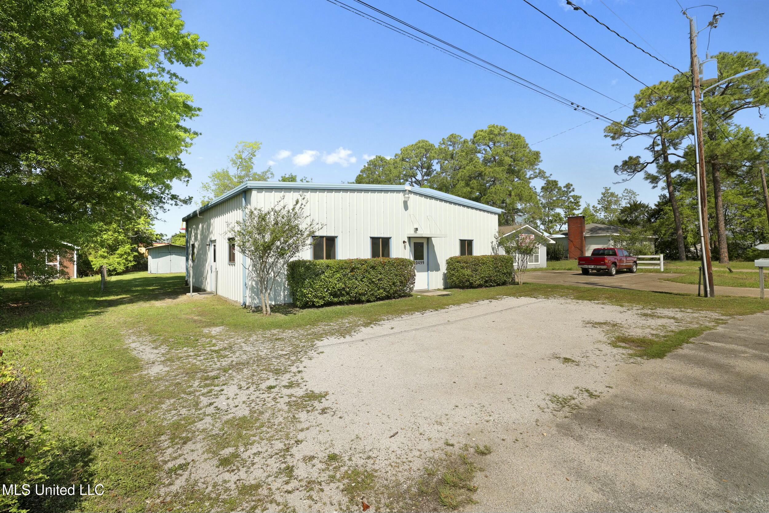 10499 Boney Avenue Property Photo 2