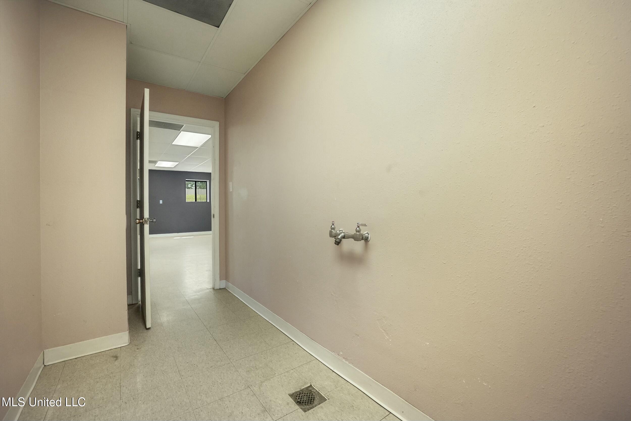 10499 Boney Avenue Property Photo 17