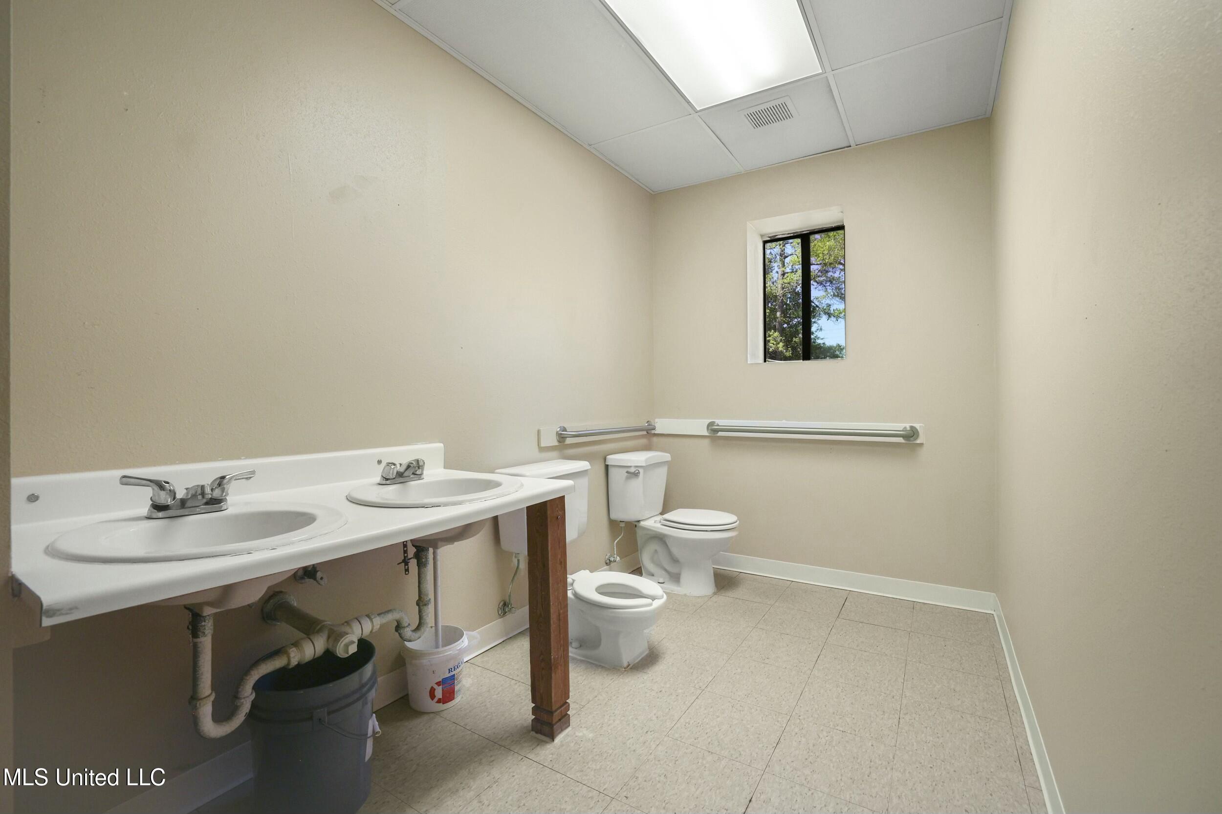 10499 Boney Avenue Property Photo 19