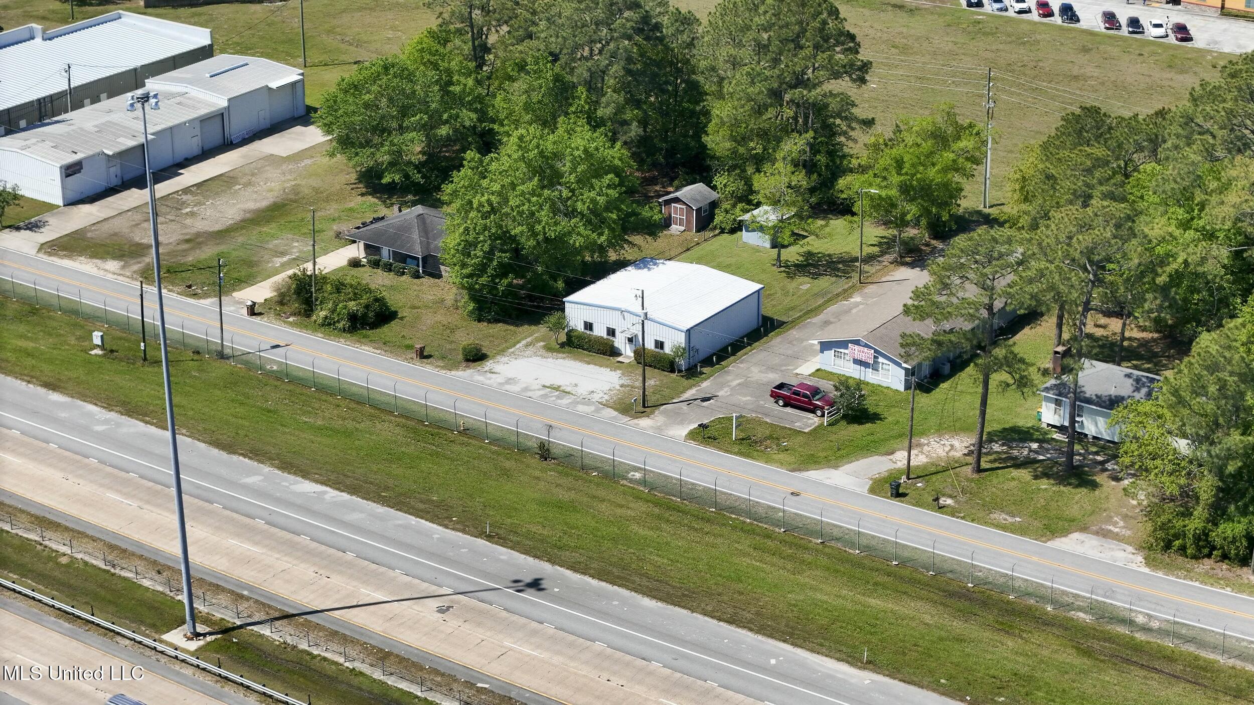 10499 Boney Avenue Property Photo 35