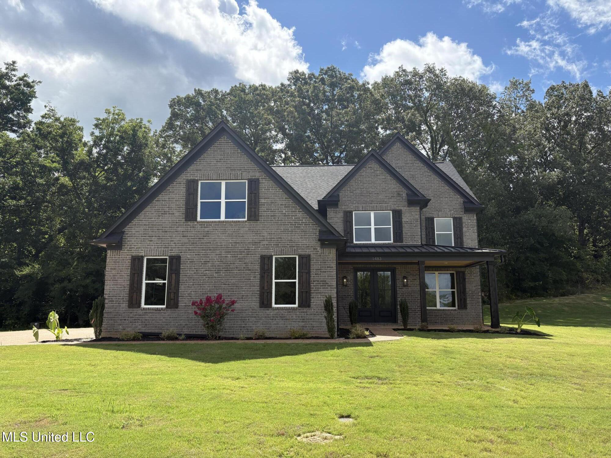 1483 John Thomas Cove