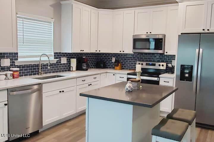 4022 Honshu Street Property Photo 4