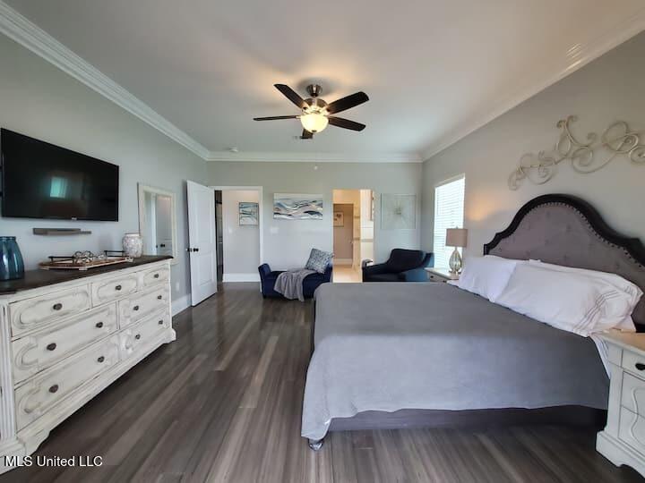 4022 Honshu Street Property Photo 7