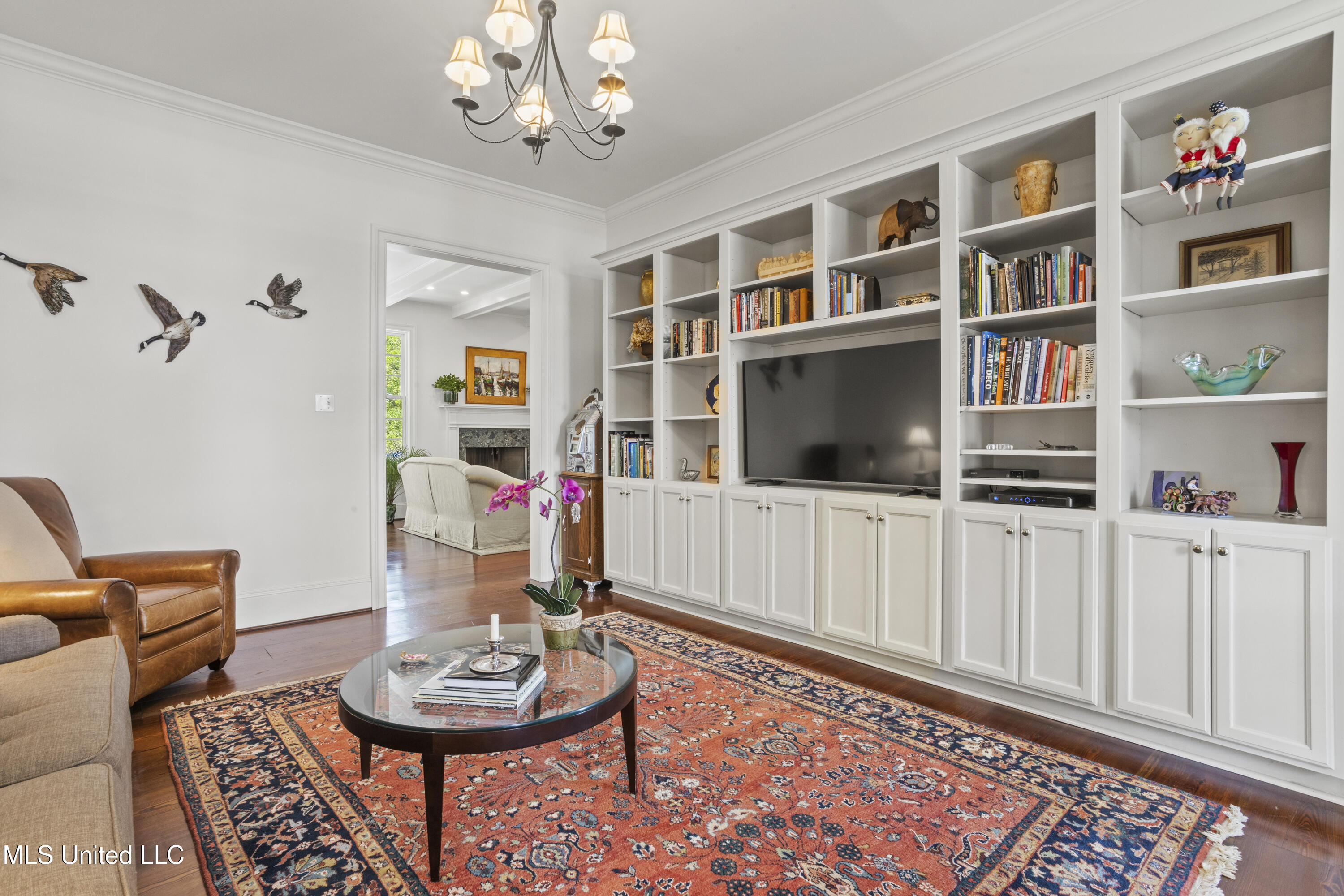 600 W Beach Boulevard Property Photo 24