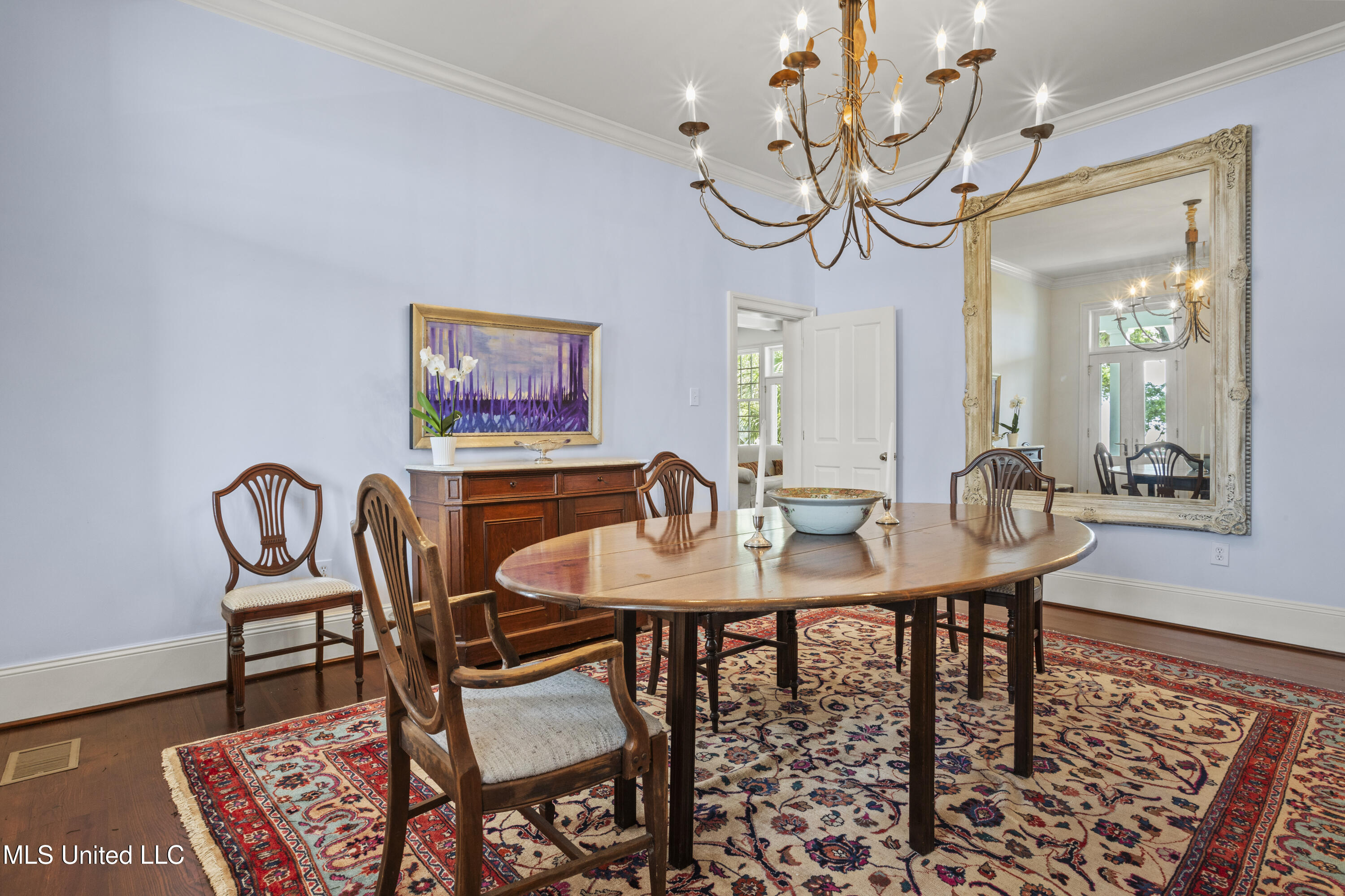 600 W Beach Boulevard Property Photo 31