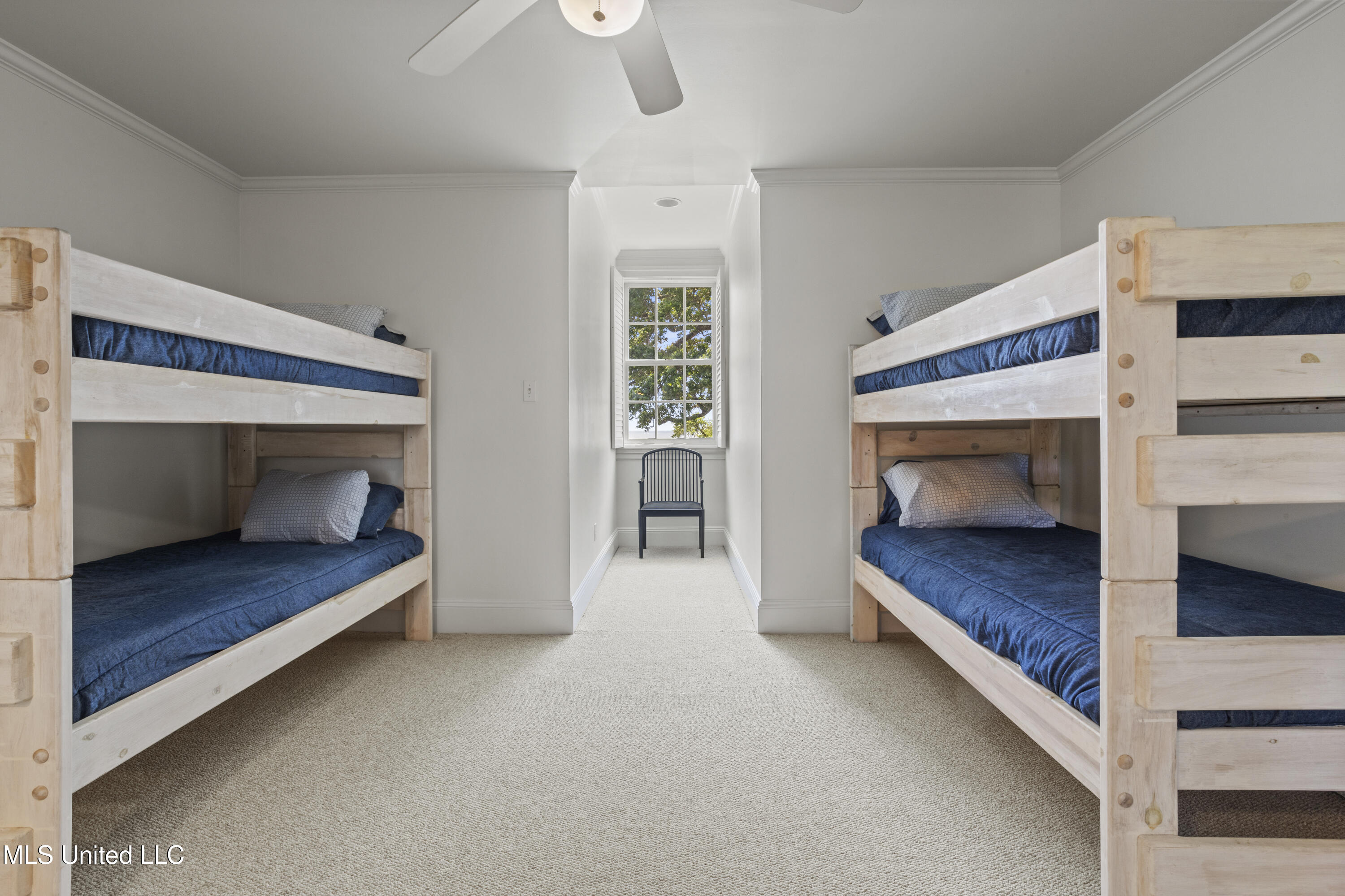 600 W Beach Boulevard Property Photo 51