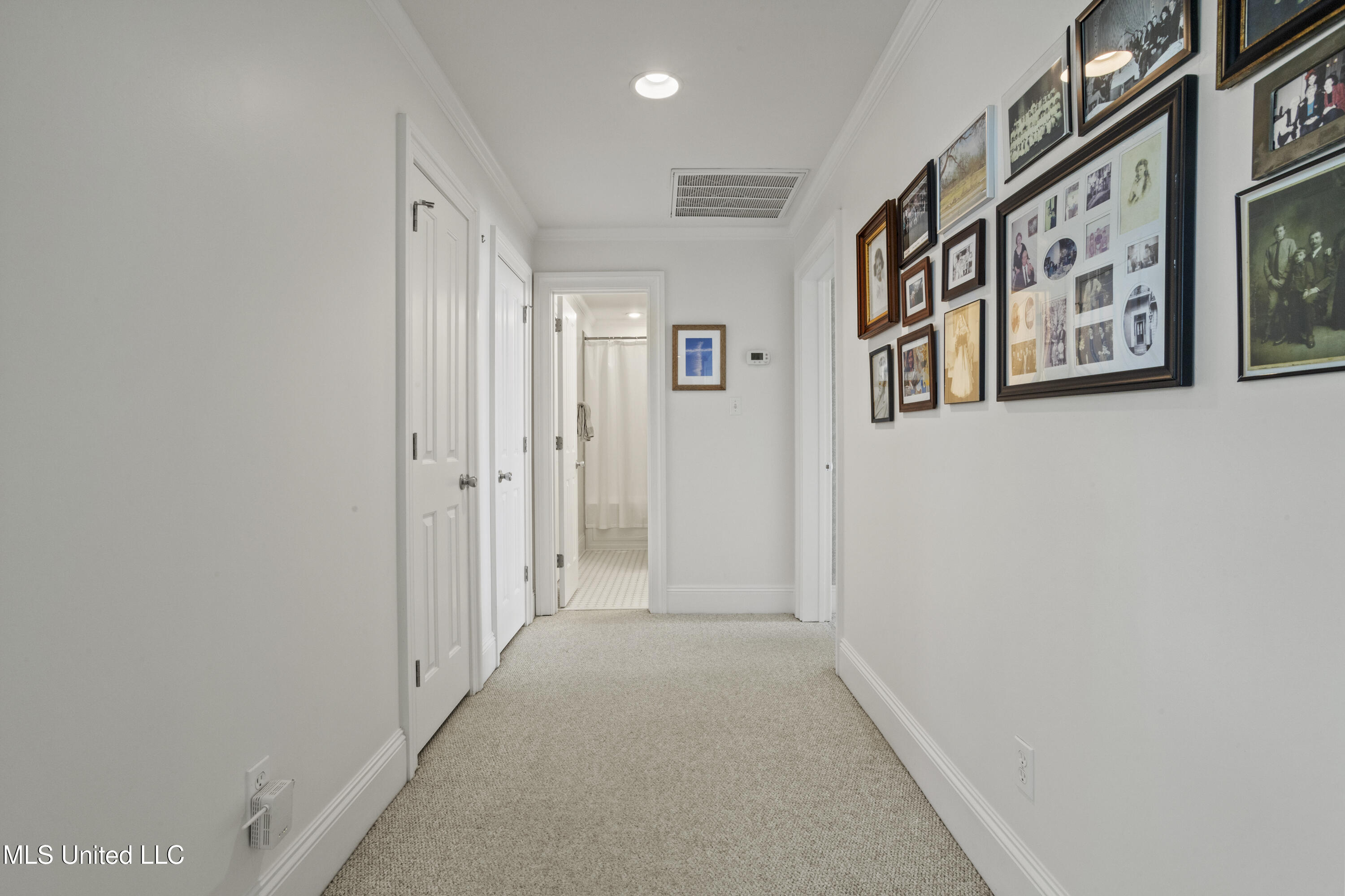 600 W Beach Boulevard Property Photo 53