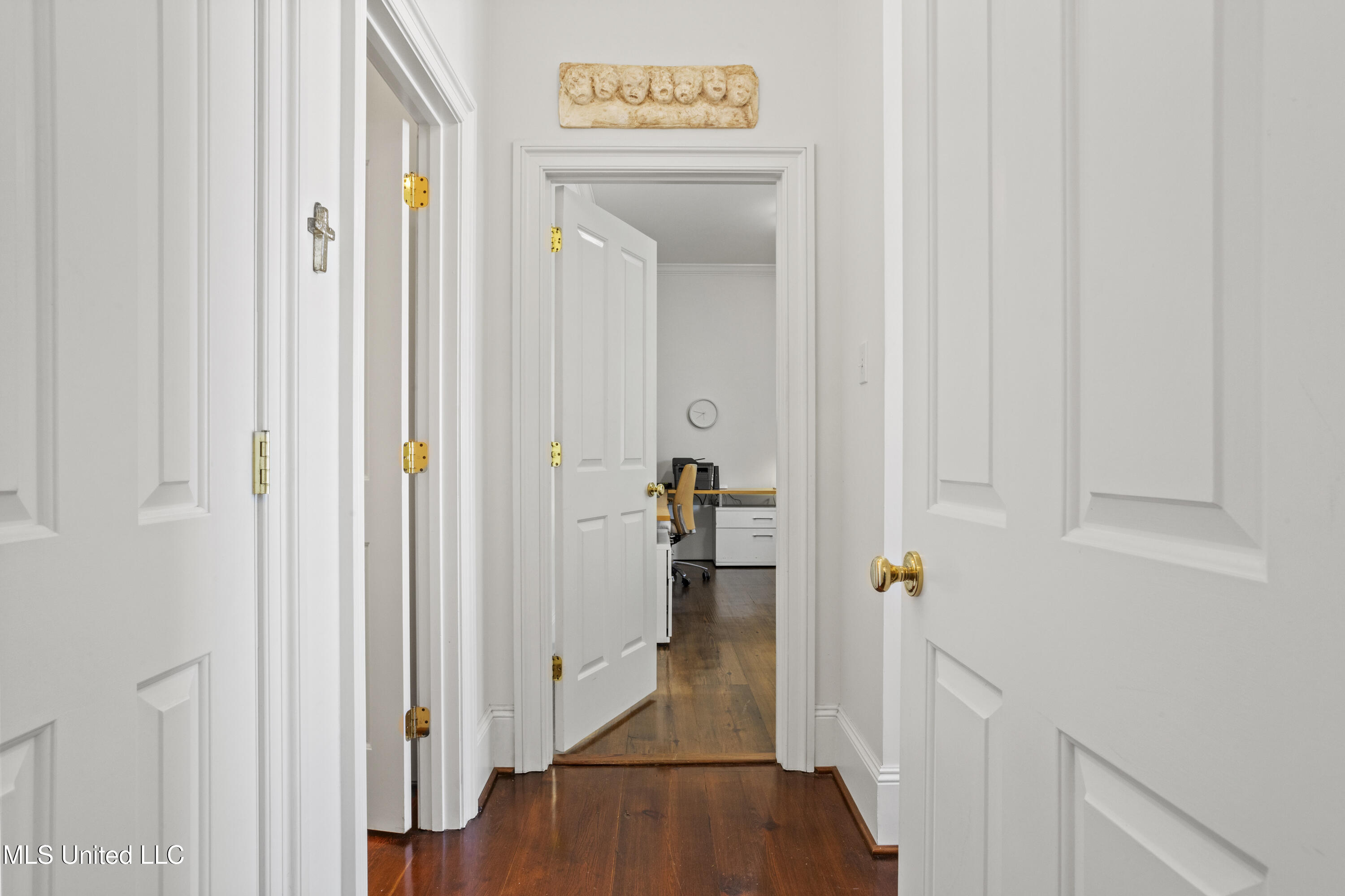 600 W Beach Boulevard Property Photo 57