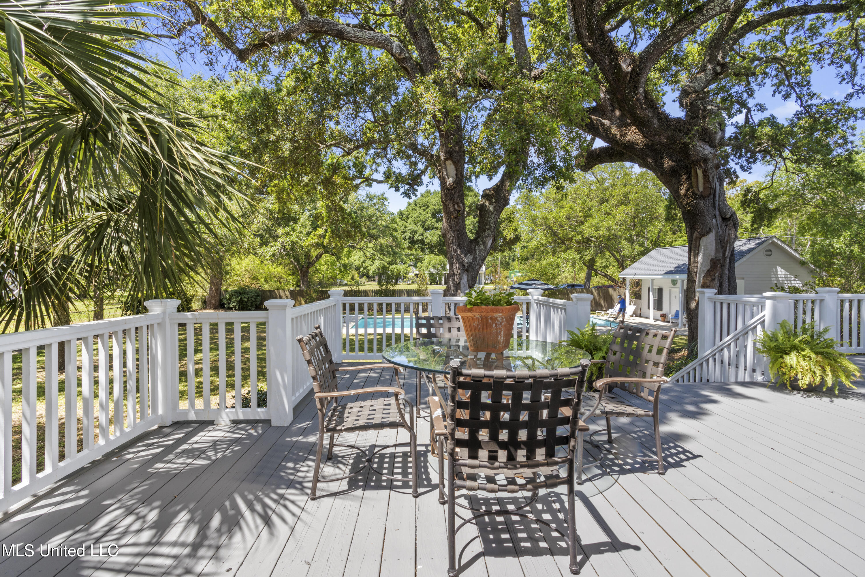 600 W Beach Boulevard Property Photo 64