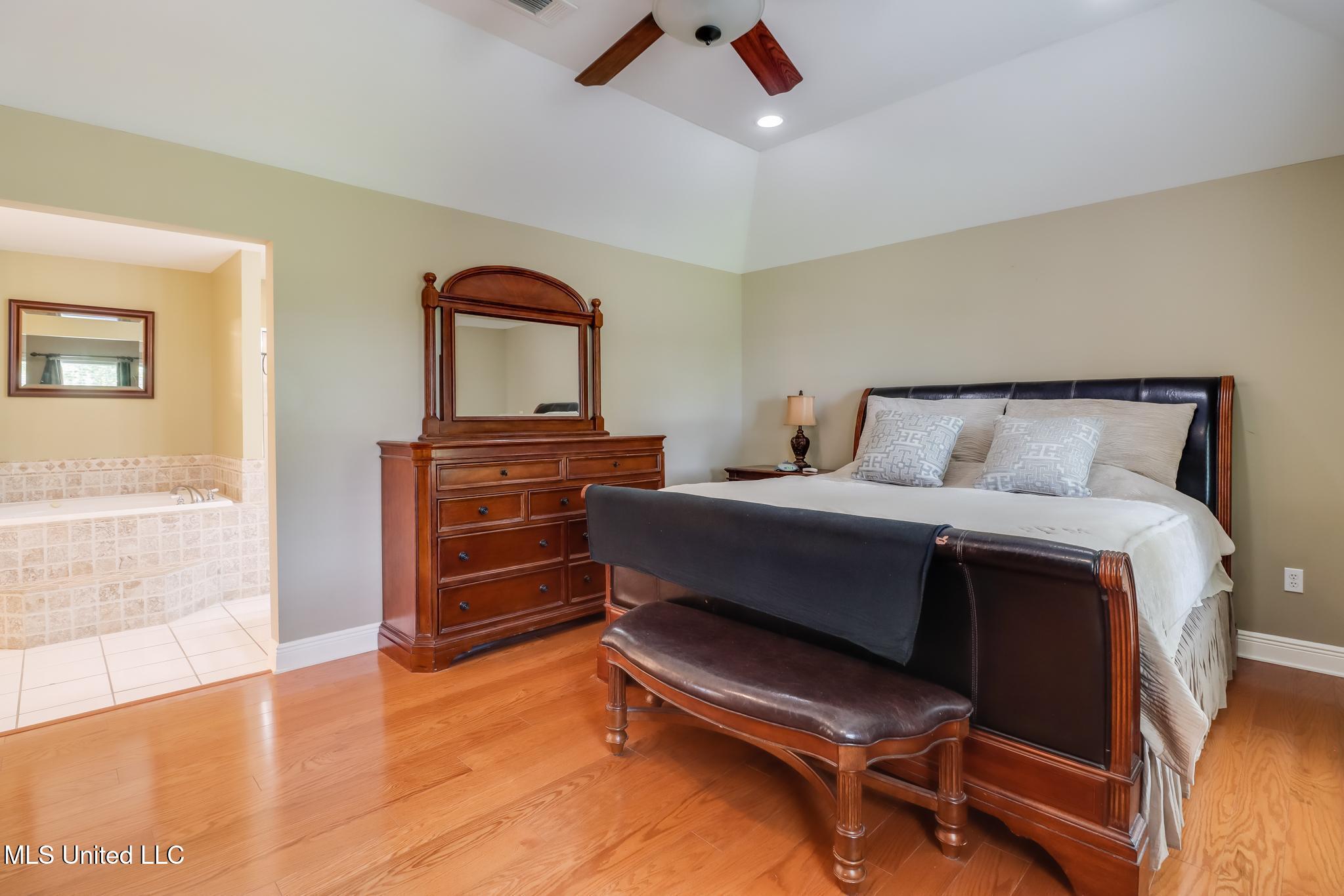 1296 John Evans Drive Property Photo 11