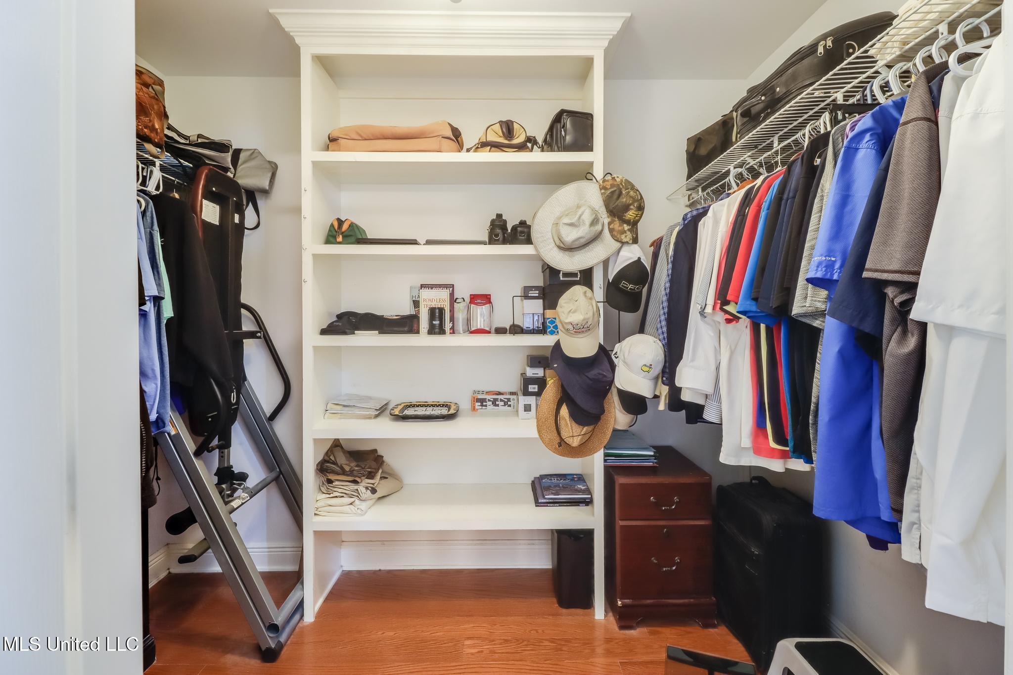 1296 John Evans Drive Property Photo 14