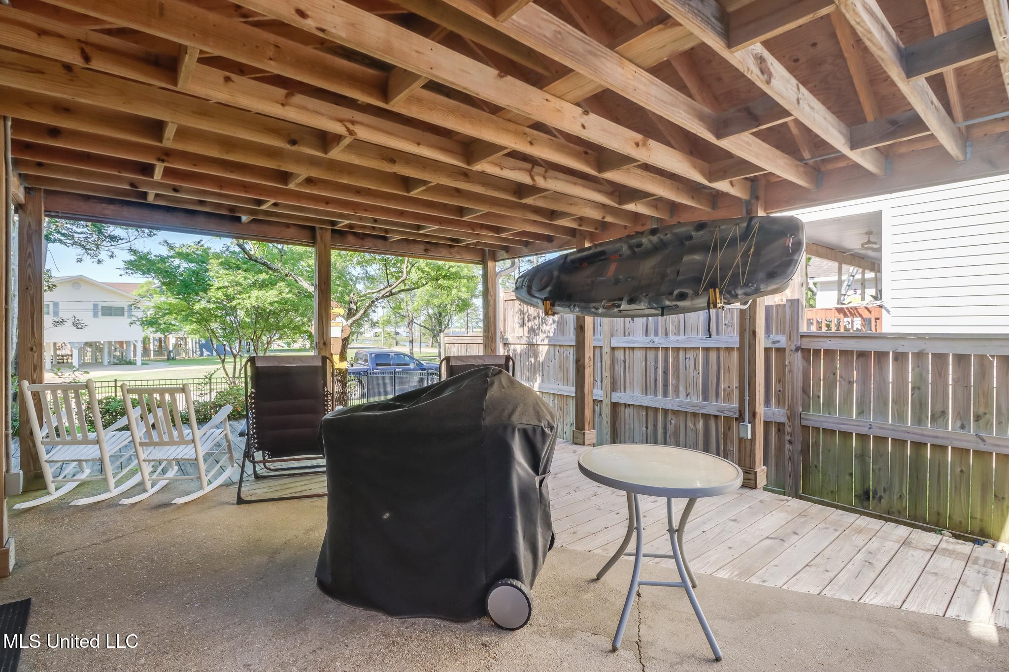 1296 John Evans Drive Property Photo 27