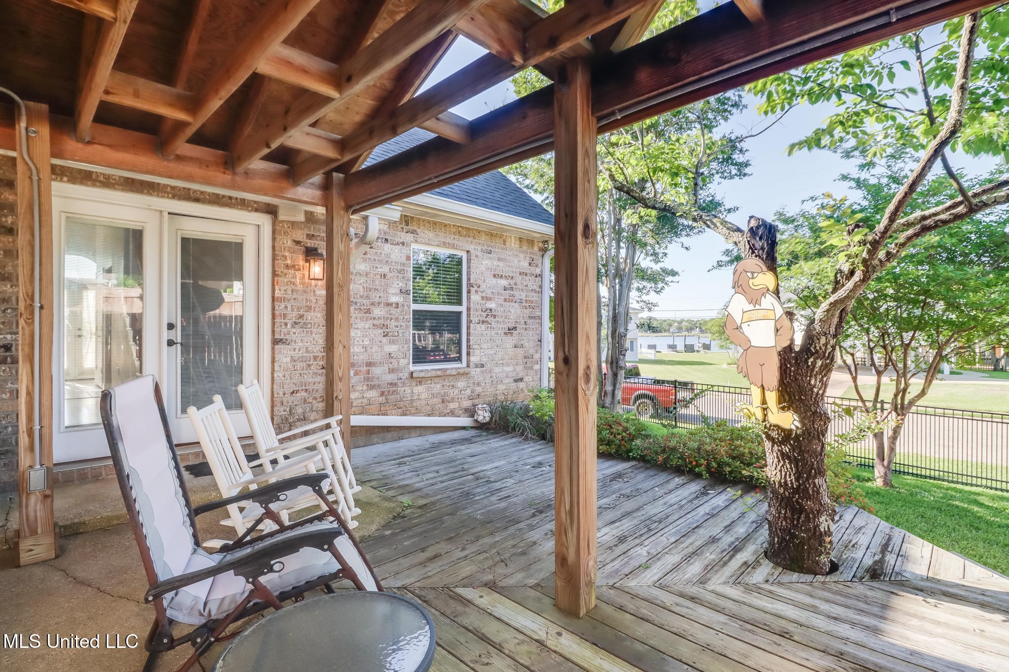 1296 John Evans Drive Property Photo 28