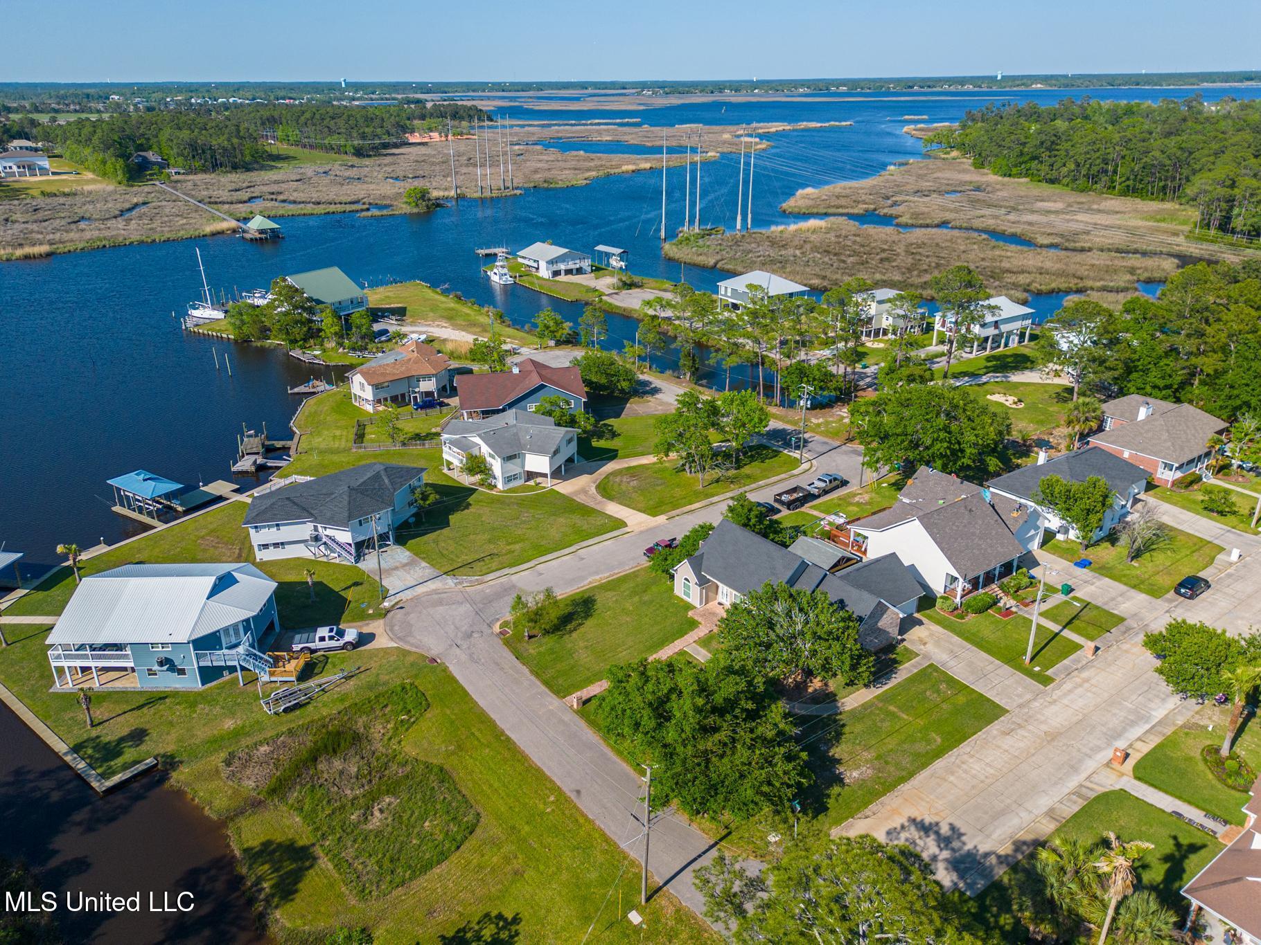 1296 John Evans Drive Property Photo 30