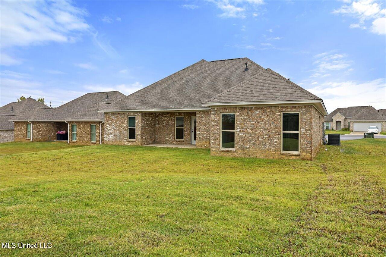 125 Southern Oak Way Property Photo 32