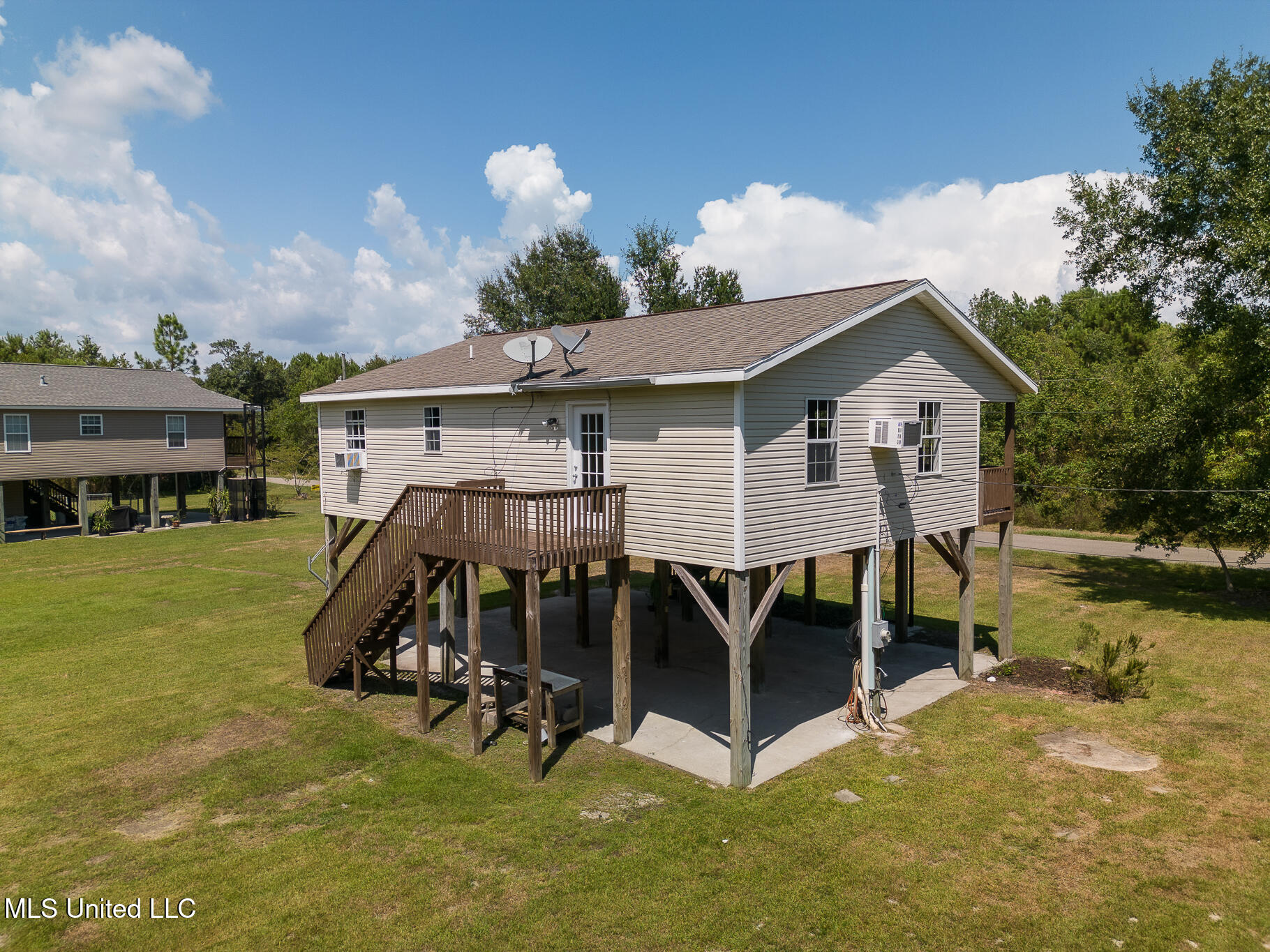 5163 Forrest Avenue Property Photo 3