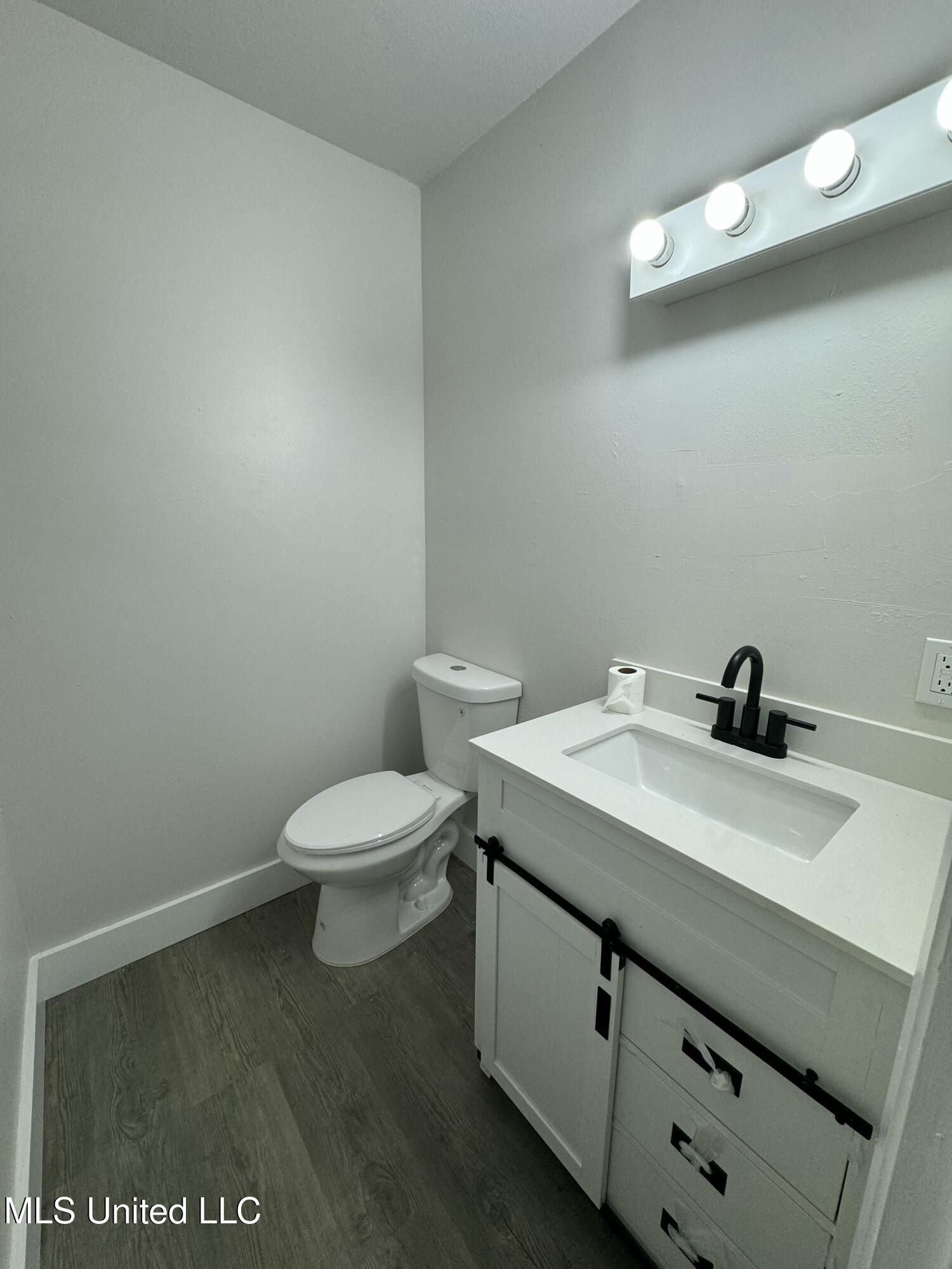 1705 Audubon Drive Property Photo 9