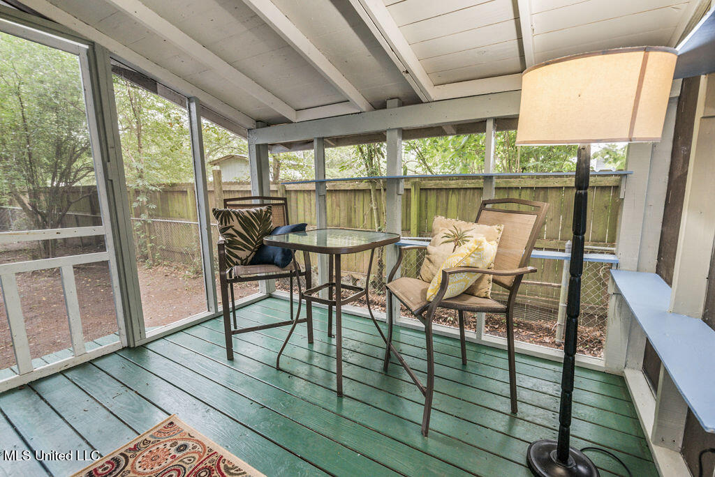 317 Ballentine Street Property Photo 13