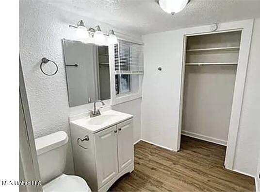 1325 Fourth Avenue Property Photo 6
