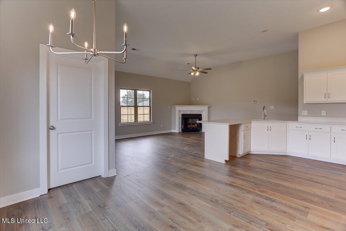 7736 Carmel Cove Property Photo 11