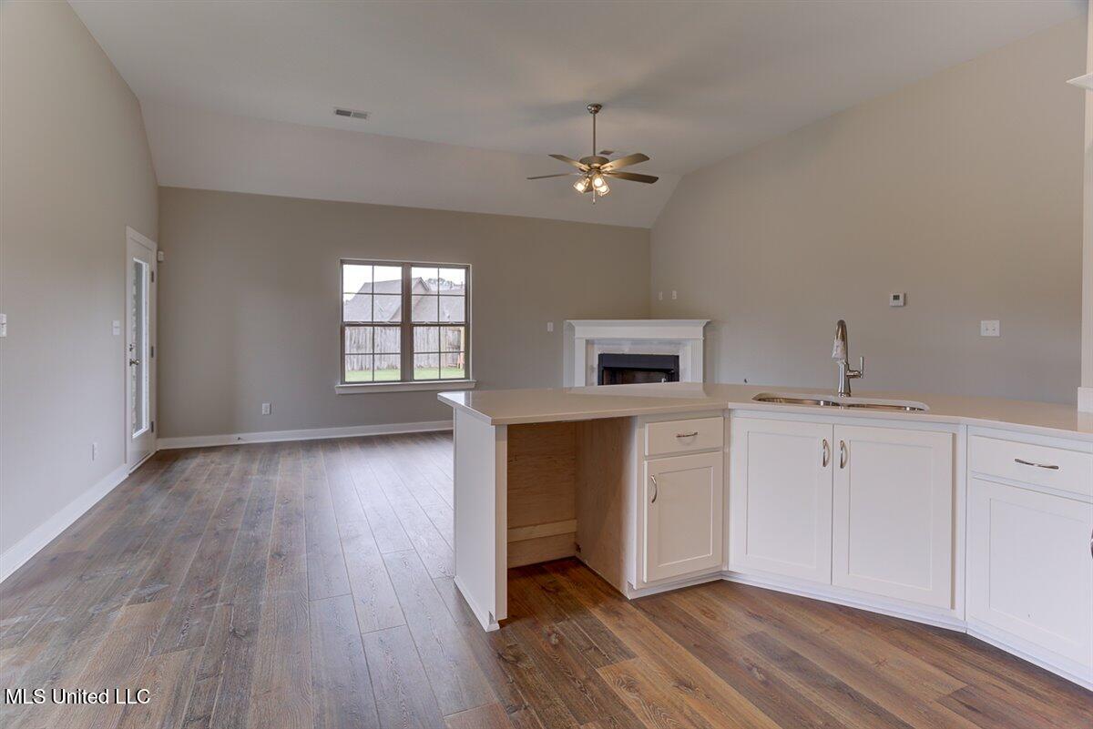 7736 Carmel Cove Property Photo 15