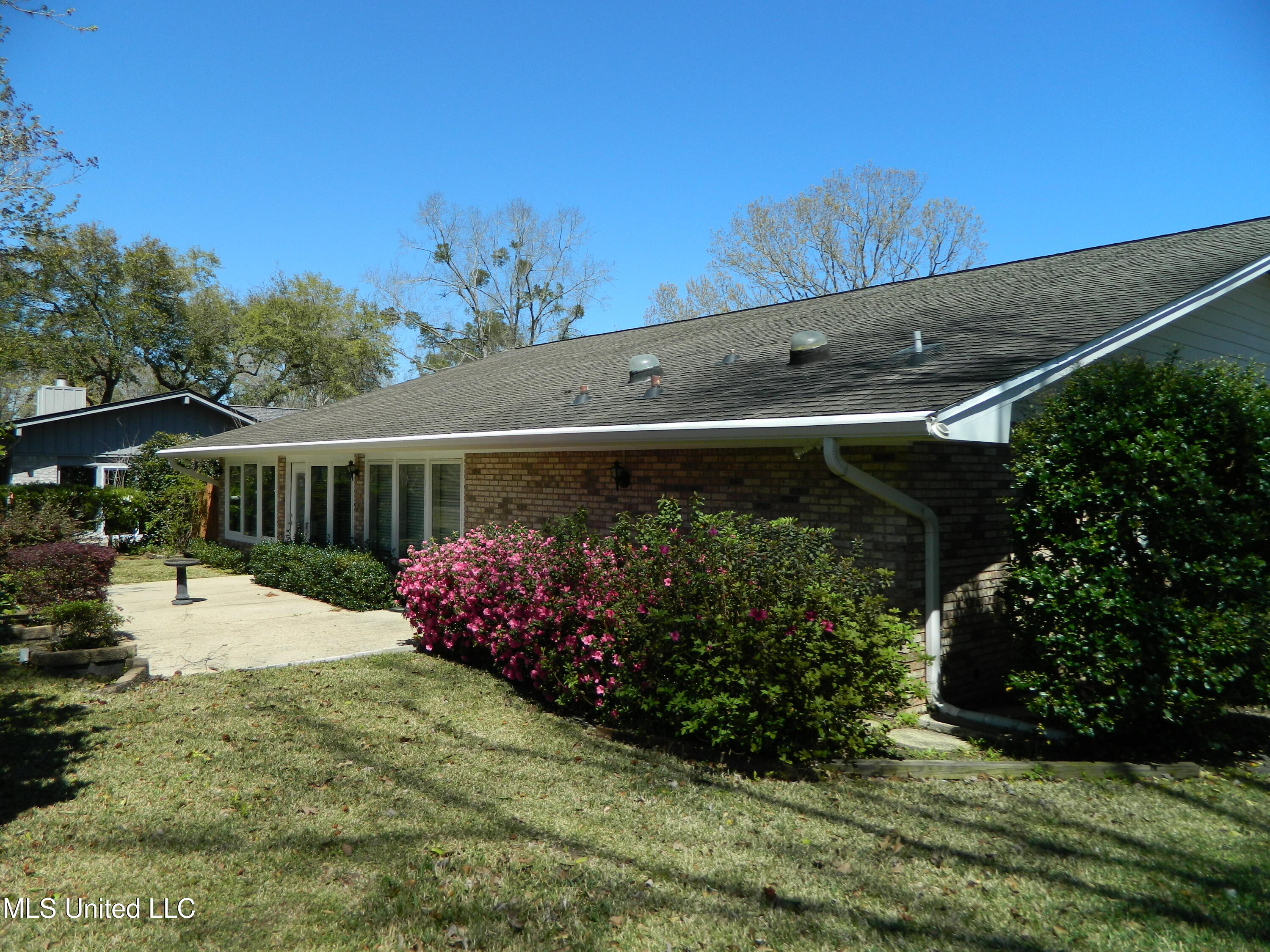 7922 Lanai Place Property Photo 6