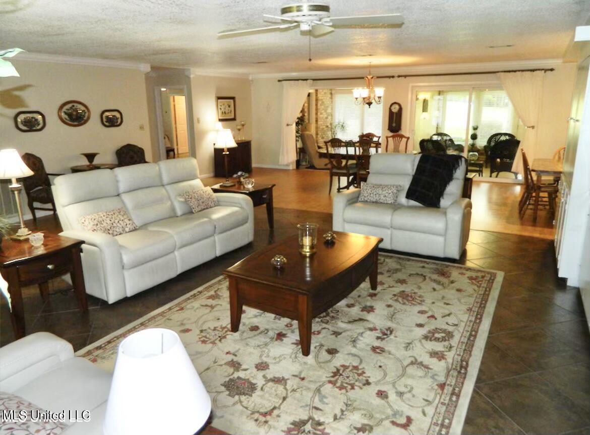 7922 Lanai Place Property Photo 14