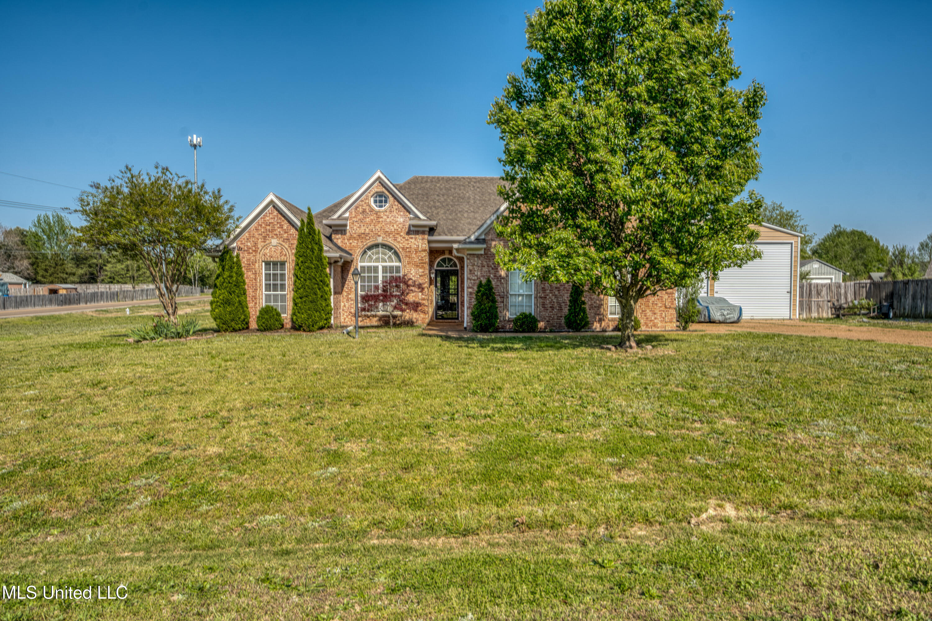 8158 Inverness Cove Property Photo 1