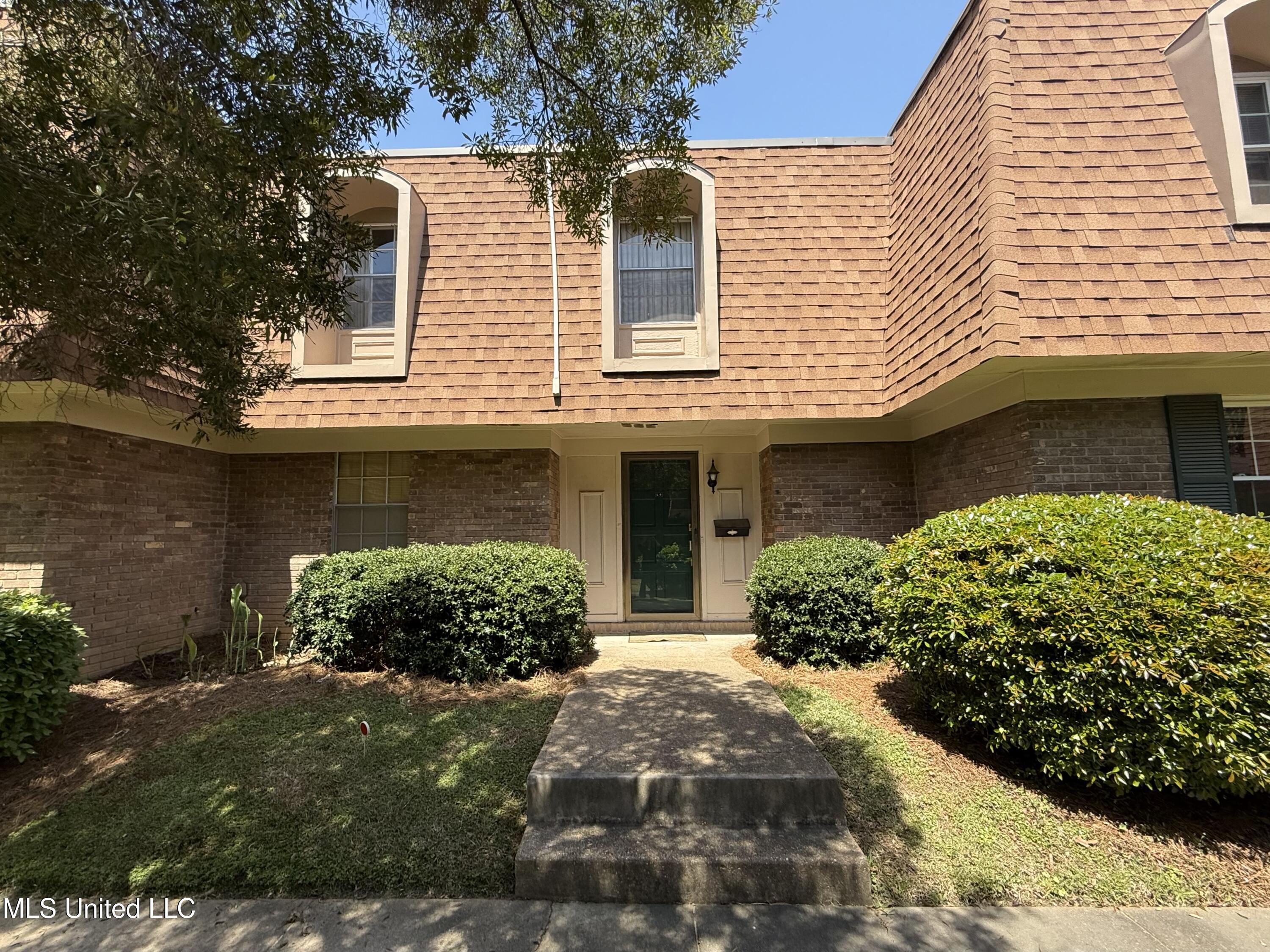 5155 Wayneland Drive Property Photo 2