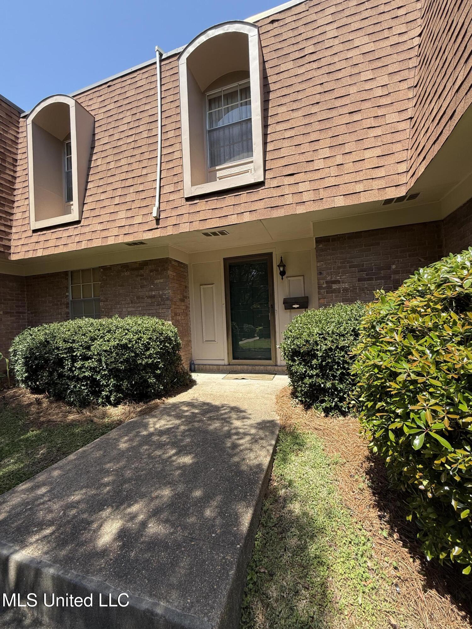 5155 Wayneland Drive Property Photo 3