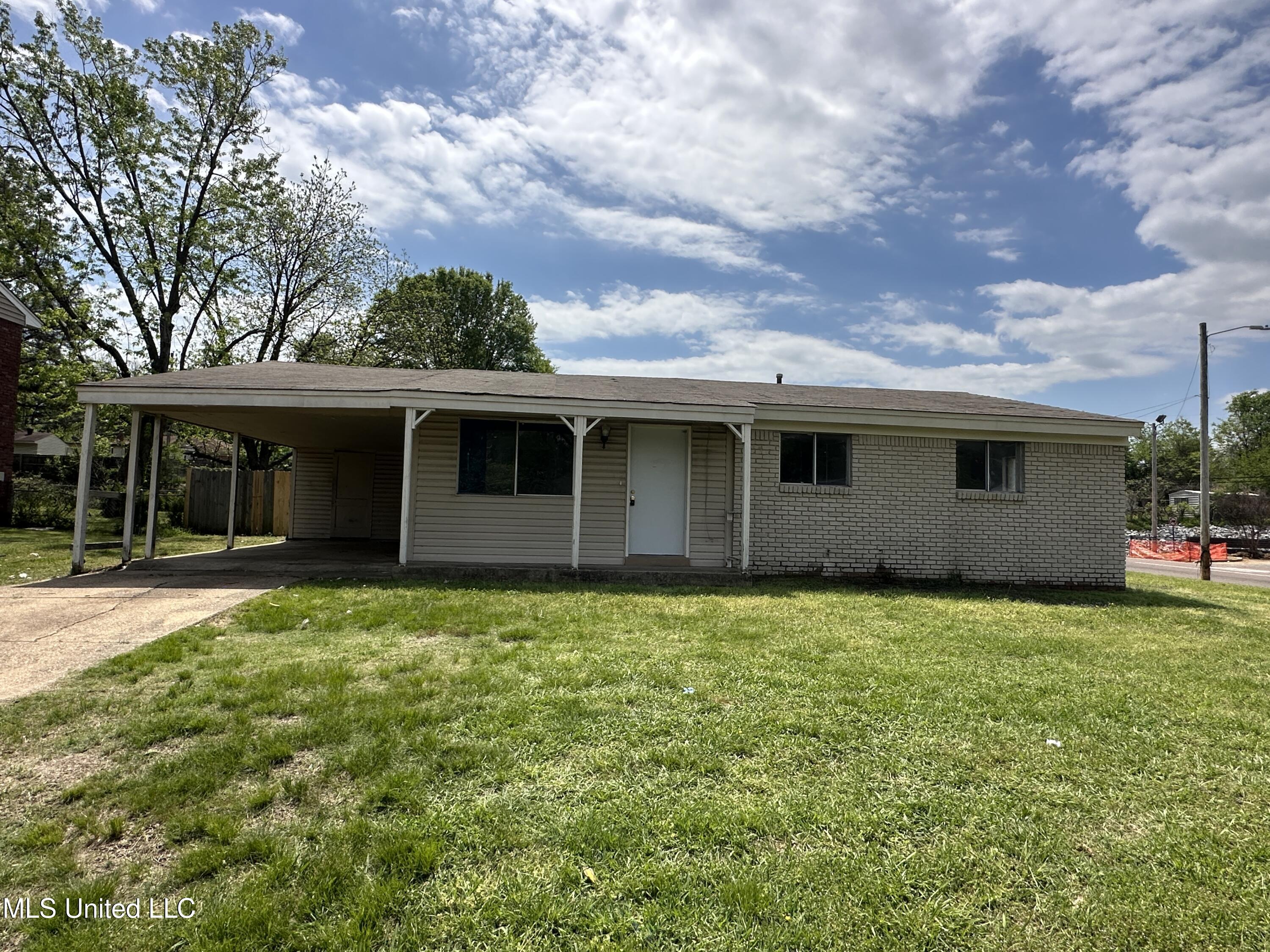 1481 W Stateline Road Property Photo 1