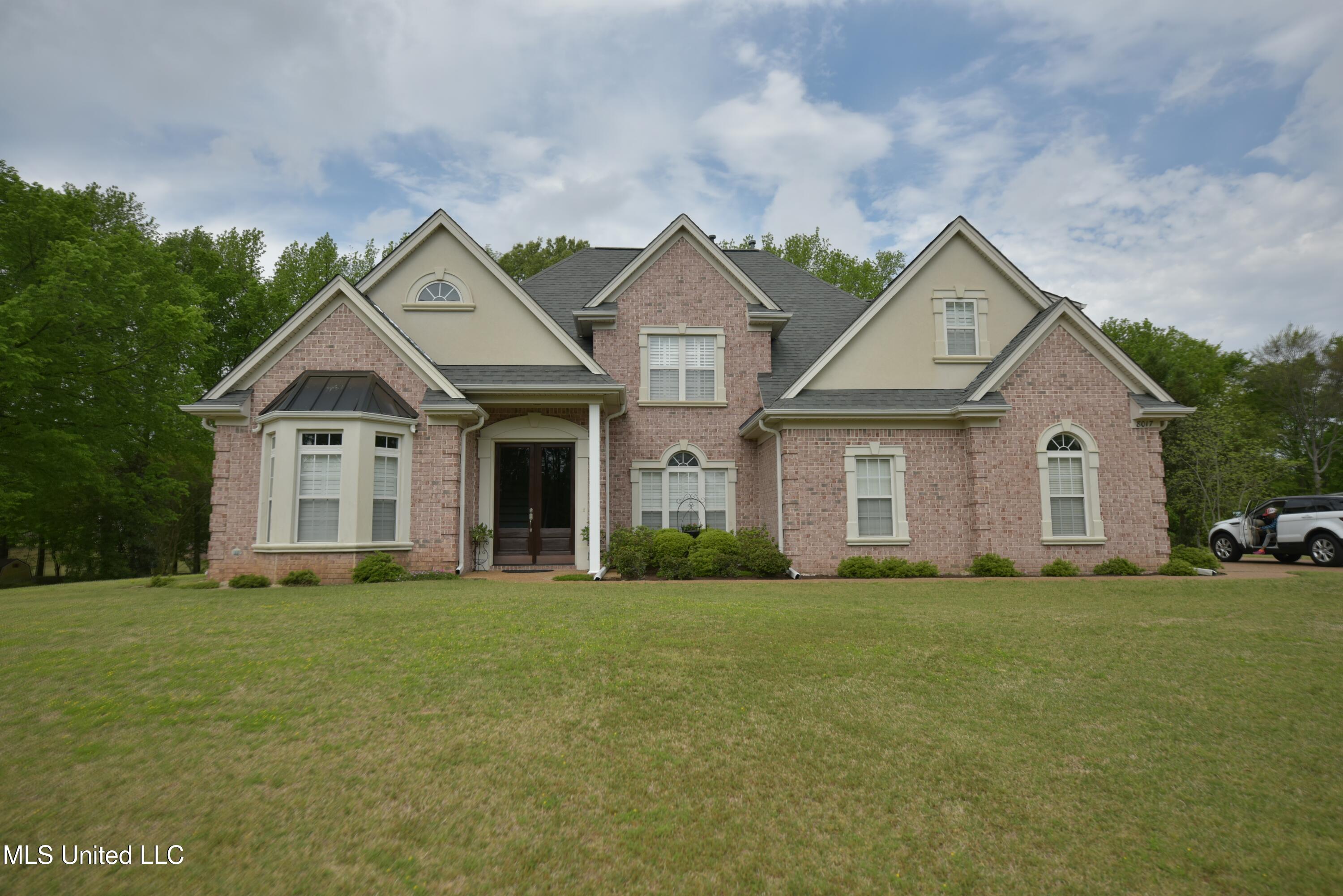 8017 Camptown Lane Property Photo 1