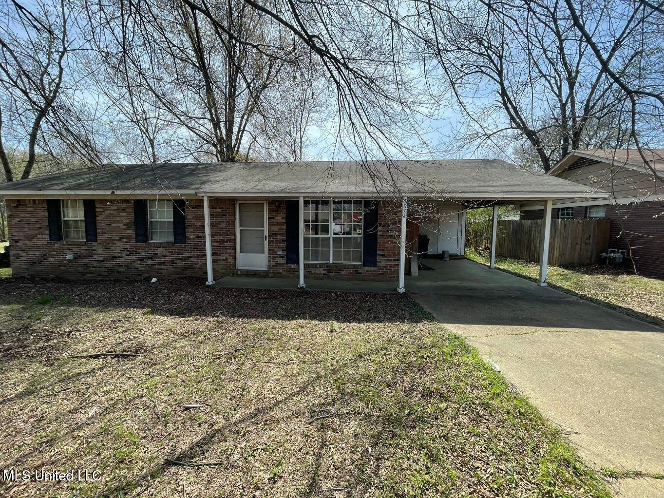 5671 Chapel Hill Drive Property Photo 1