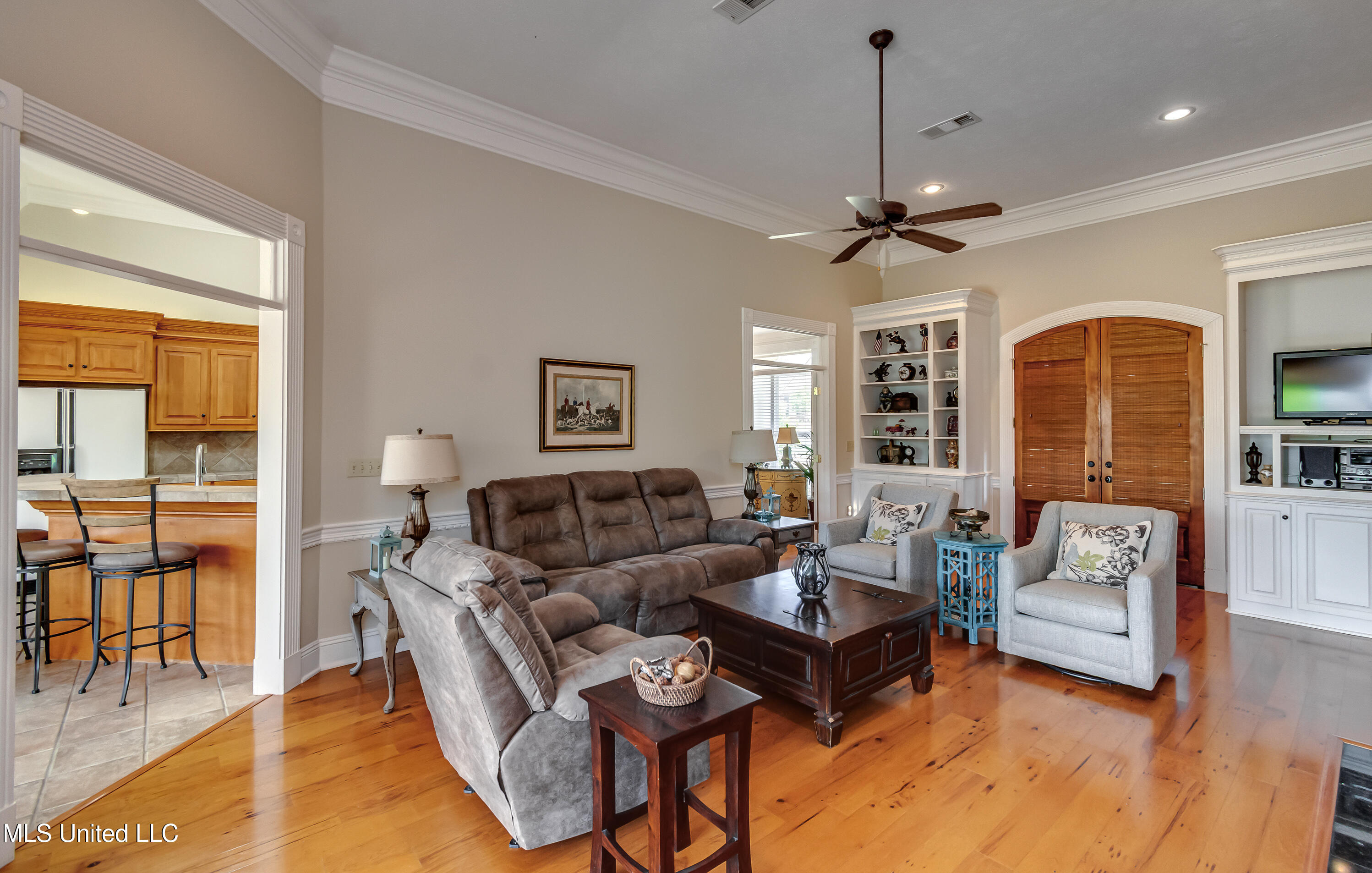 323 Eastridge Drive Property Photo 11