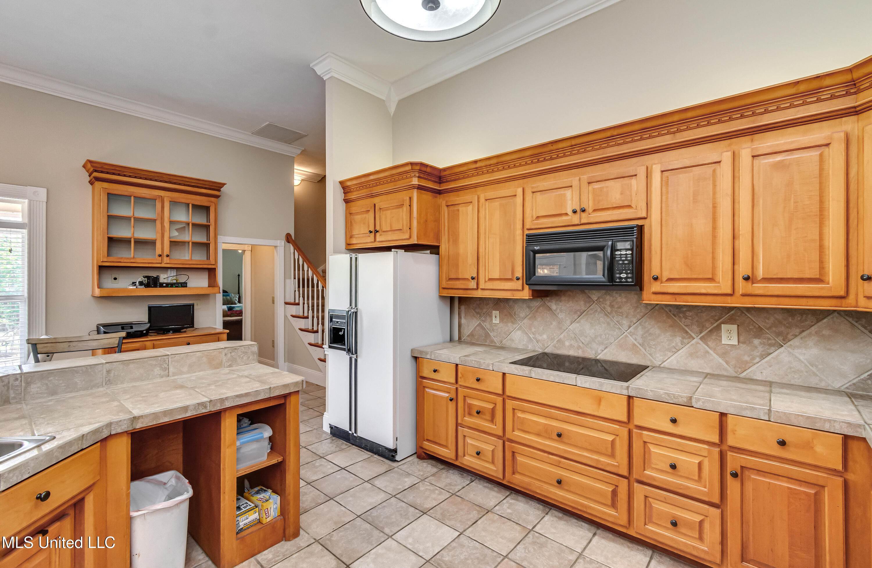 323 Eastridge Drive Property Photo 24