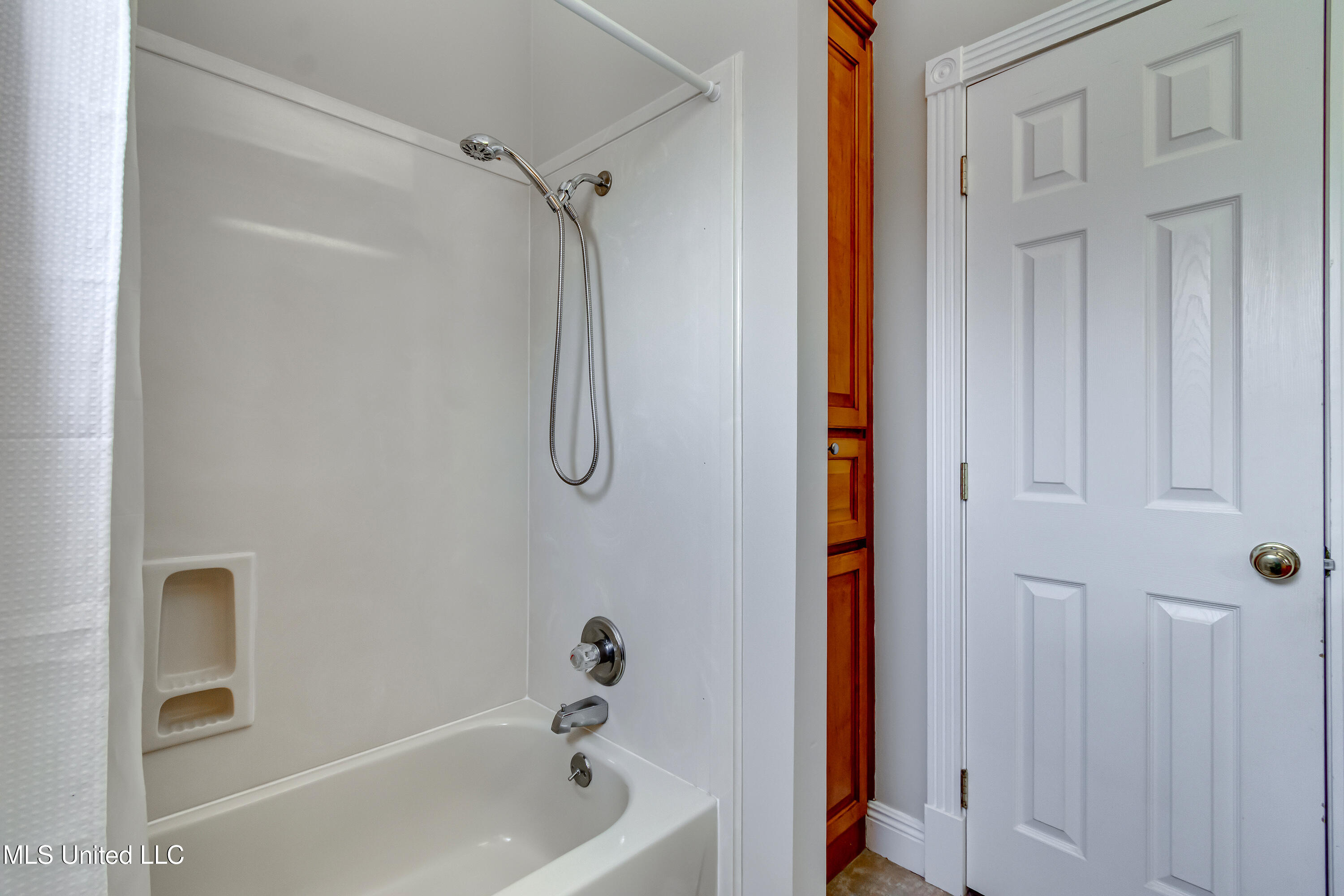 323 Eastridge Drive Property Photo 29