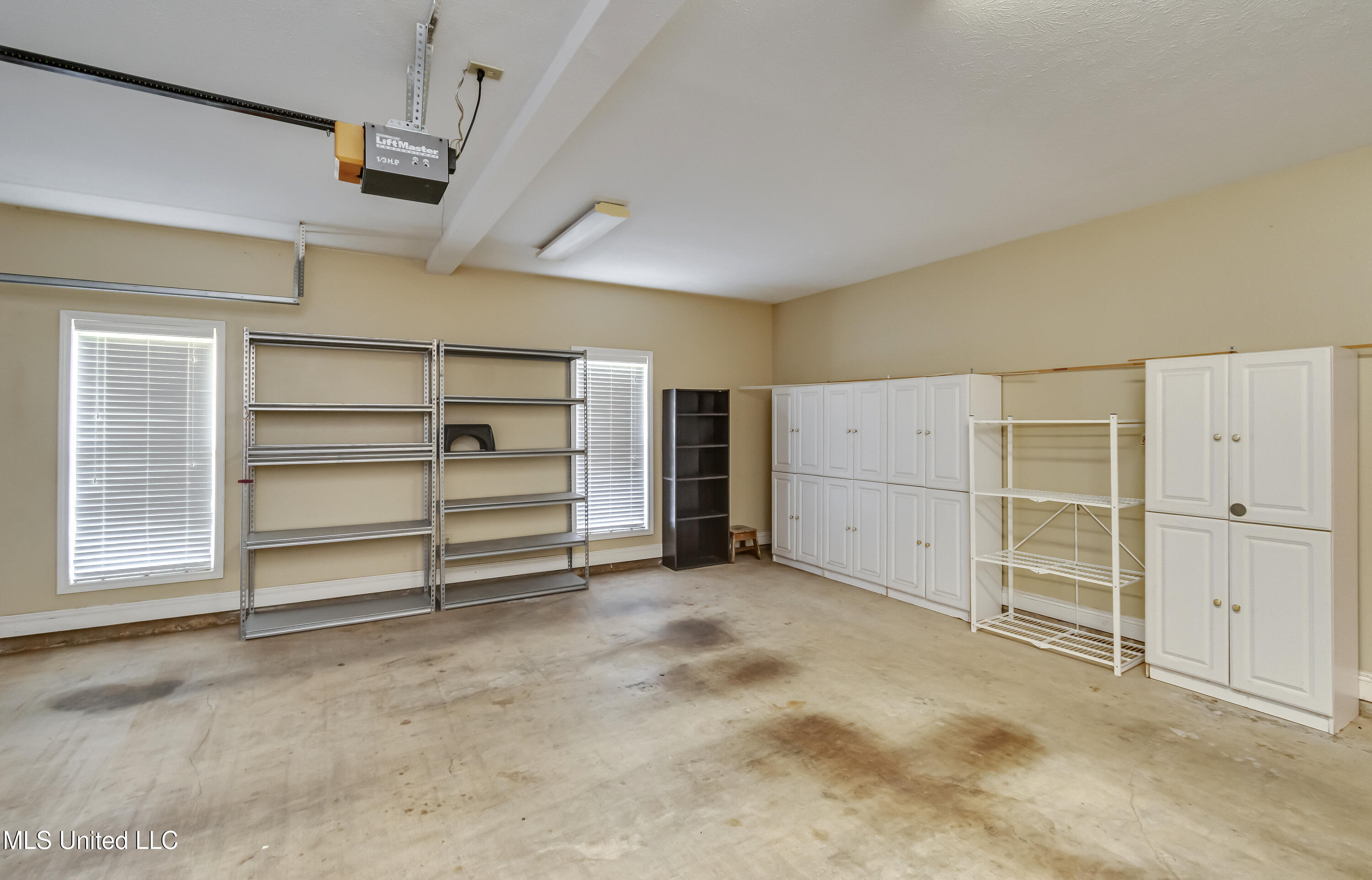 323 Eastridge Drive Property Photo 46