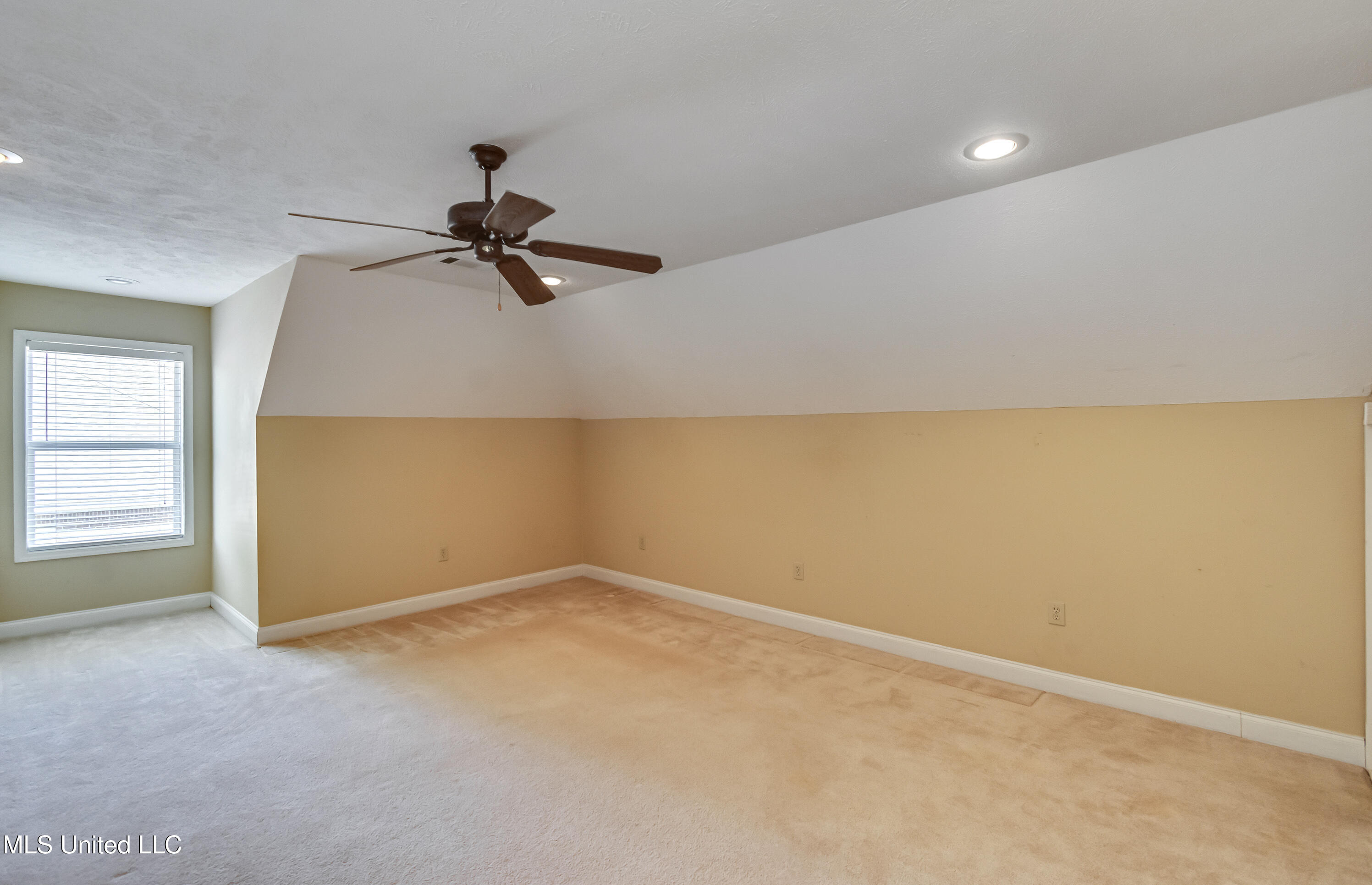 323 Eastridge Drive Property Photo 51