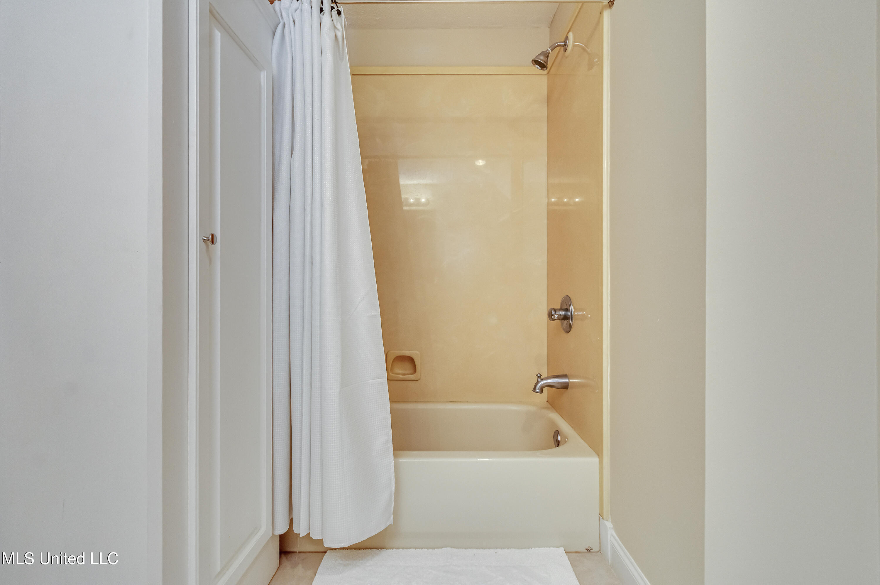 323 Eastridge Drive Property Photo 55