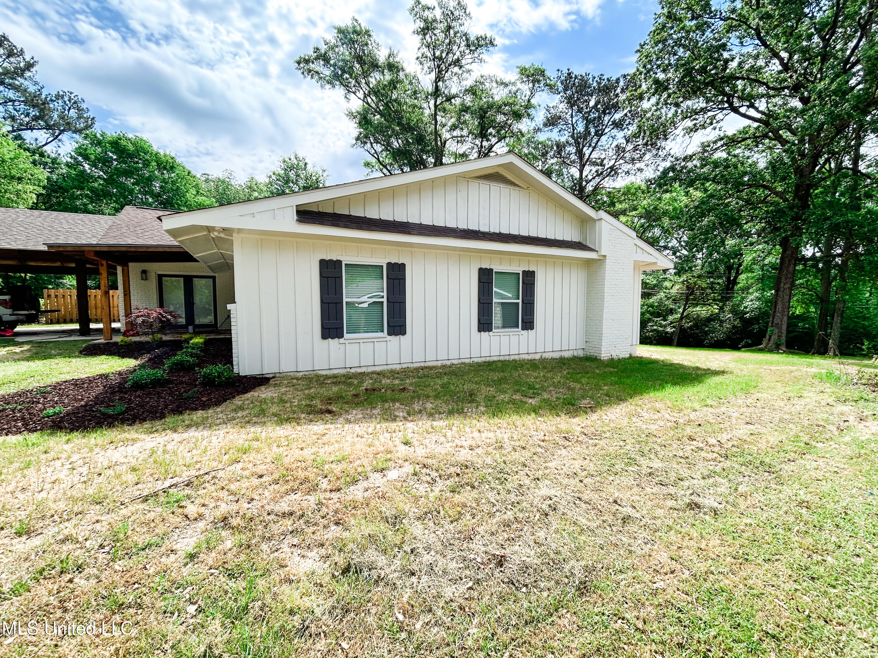 1611 Florence Byram Road Property Photo 39