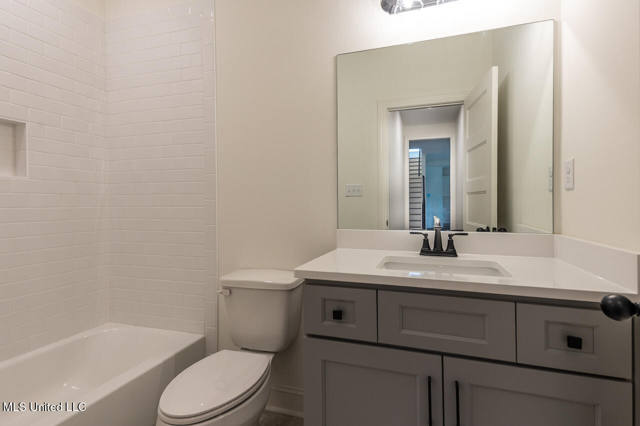 1419 Caroline Court Property Photo 20