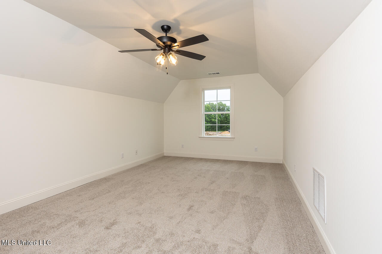 1419 Caroline Court Property Photo 21