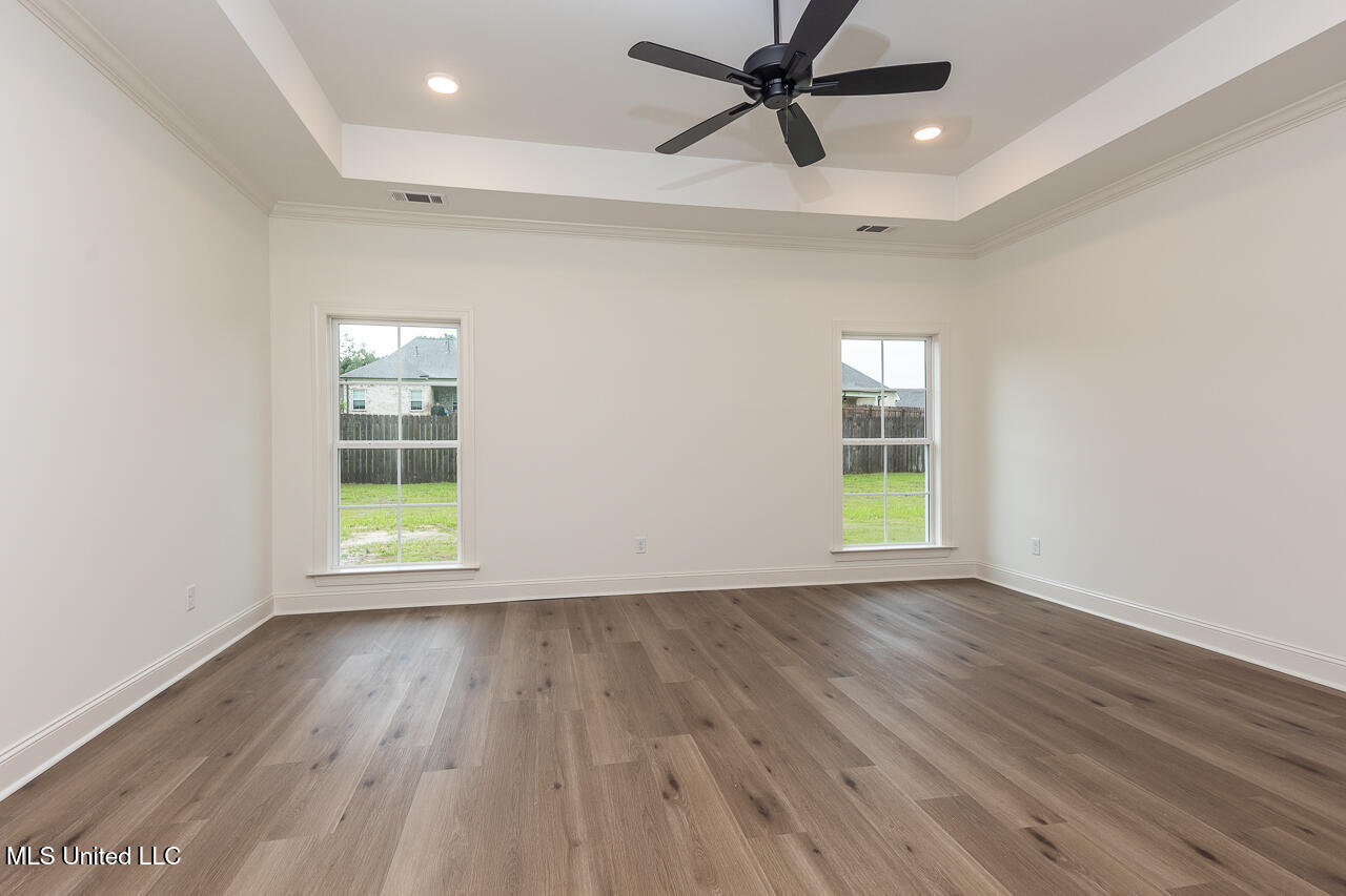 1419 Caroline Court Property Photo 22