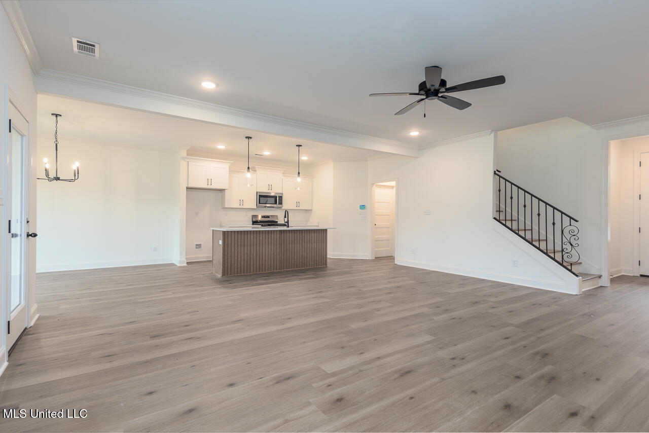 1419 Caroline Court Property Photo 27