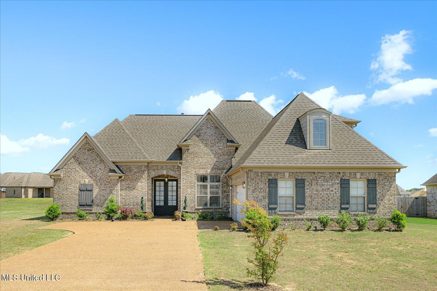 1601 Treestand Road Property Photo 1