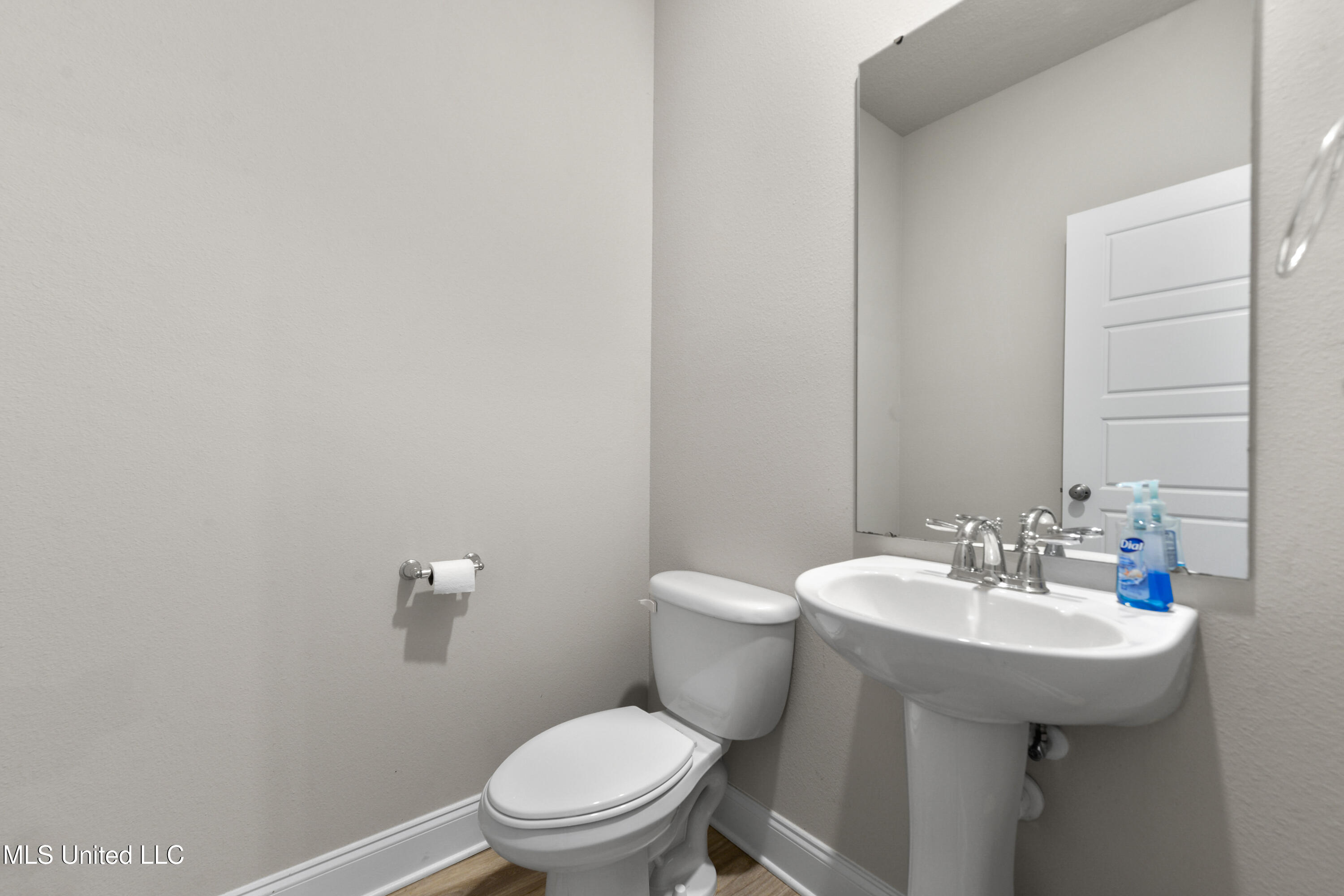 12213 Savannah Circle Property Photo 7