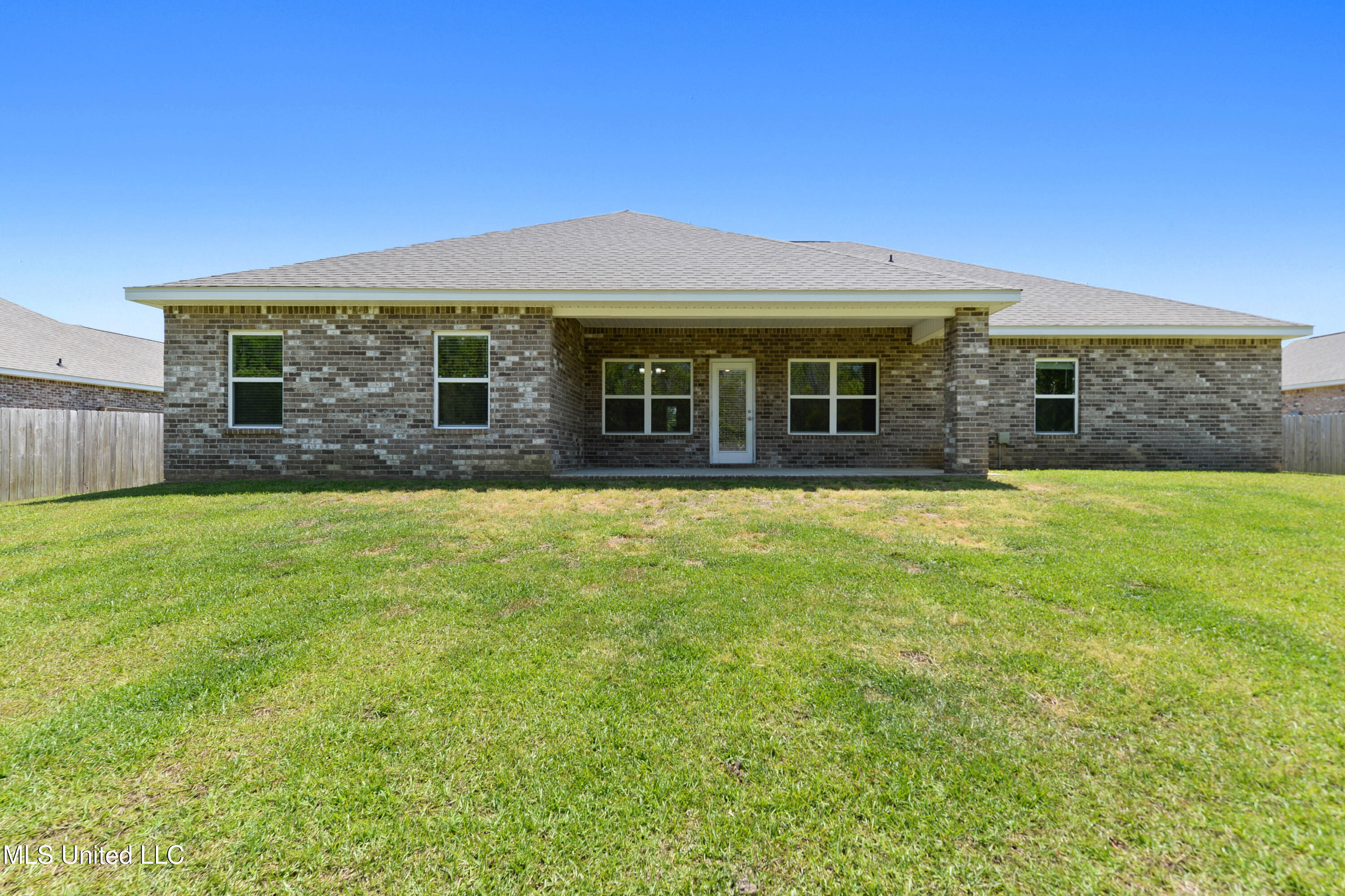 12213 Savannah Circle Property Photo 26