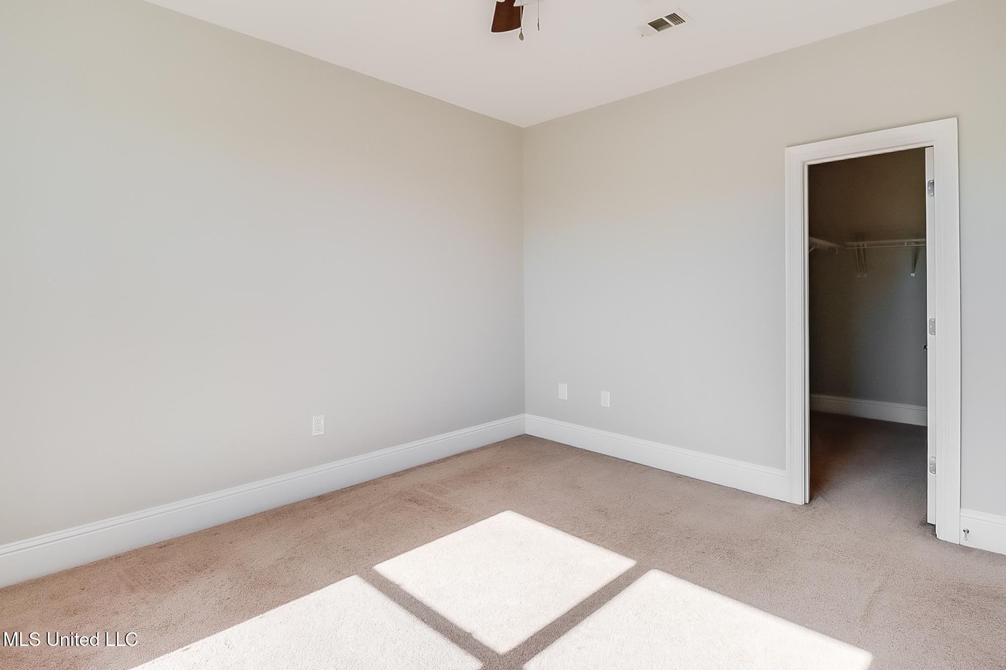 211 Capri Place Property Photo 17